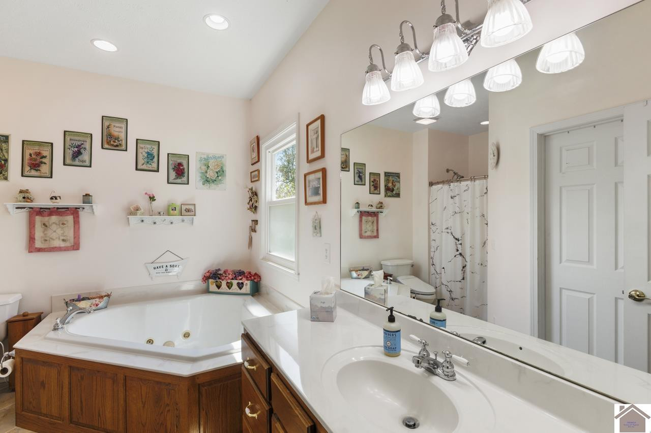 448 Bayshore Drive Property Photo 23