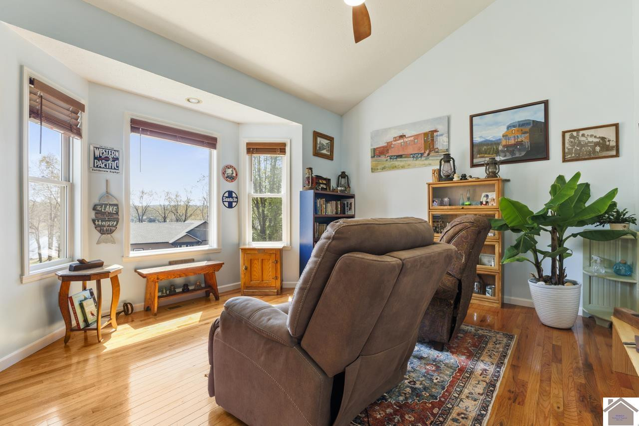 448 Bayshore Drive Property Photo 25
