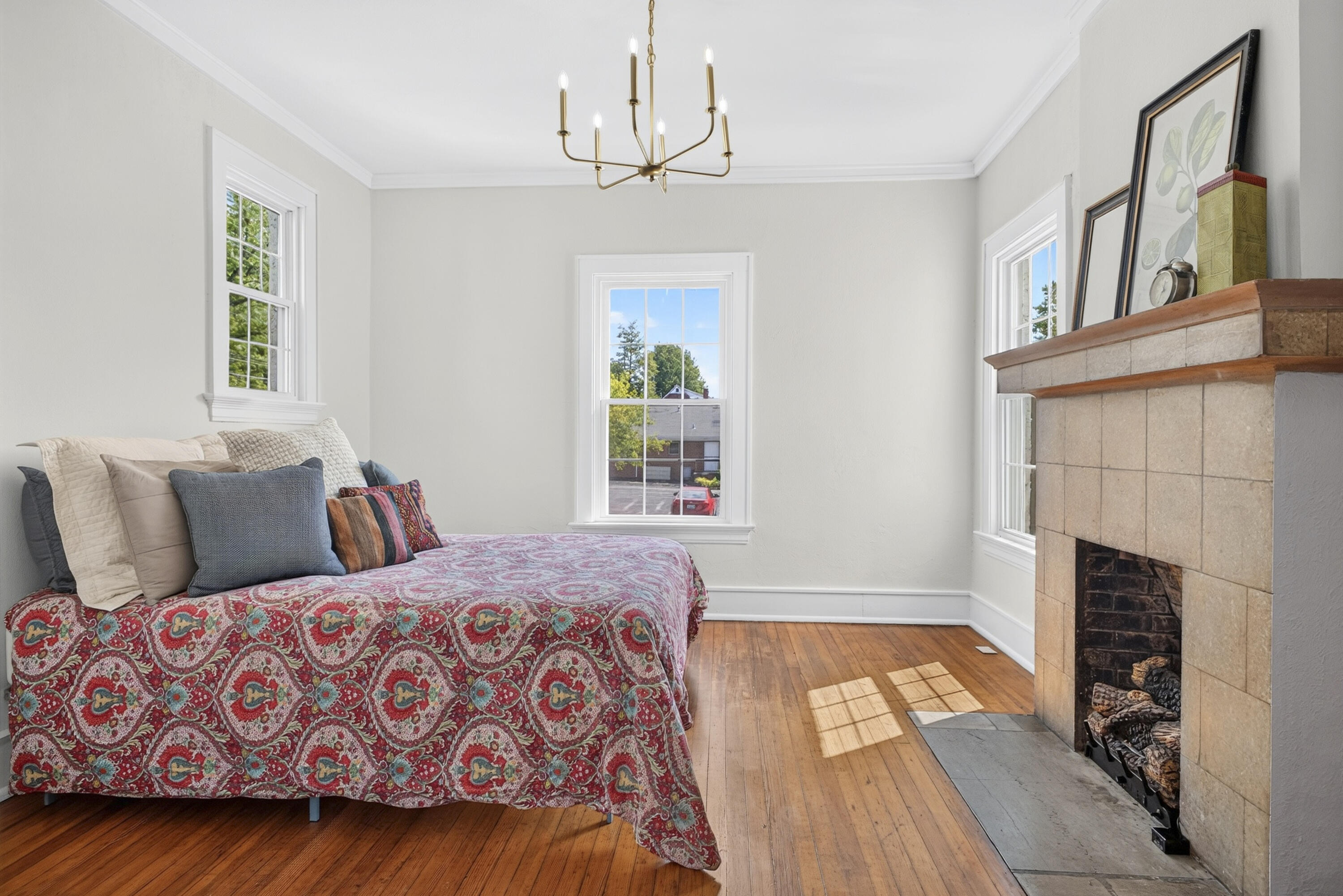 1003 Poplar Street Property Photo 18