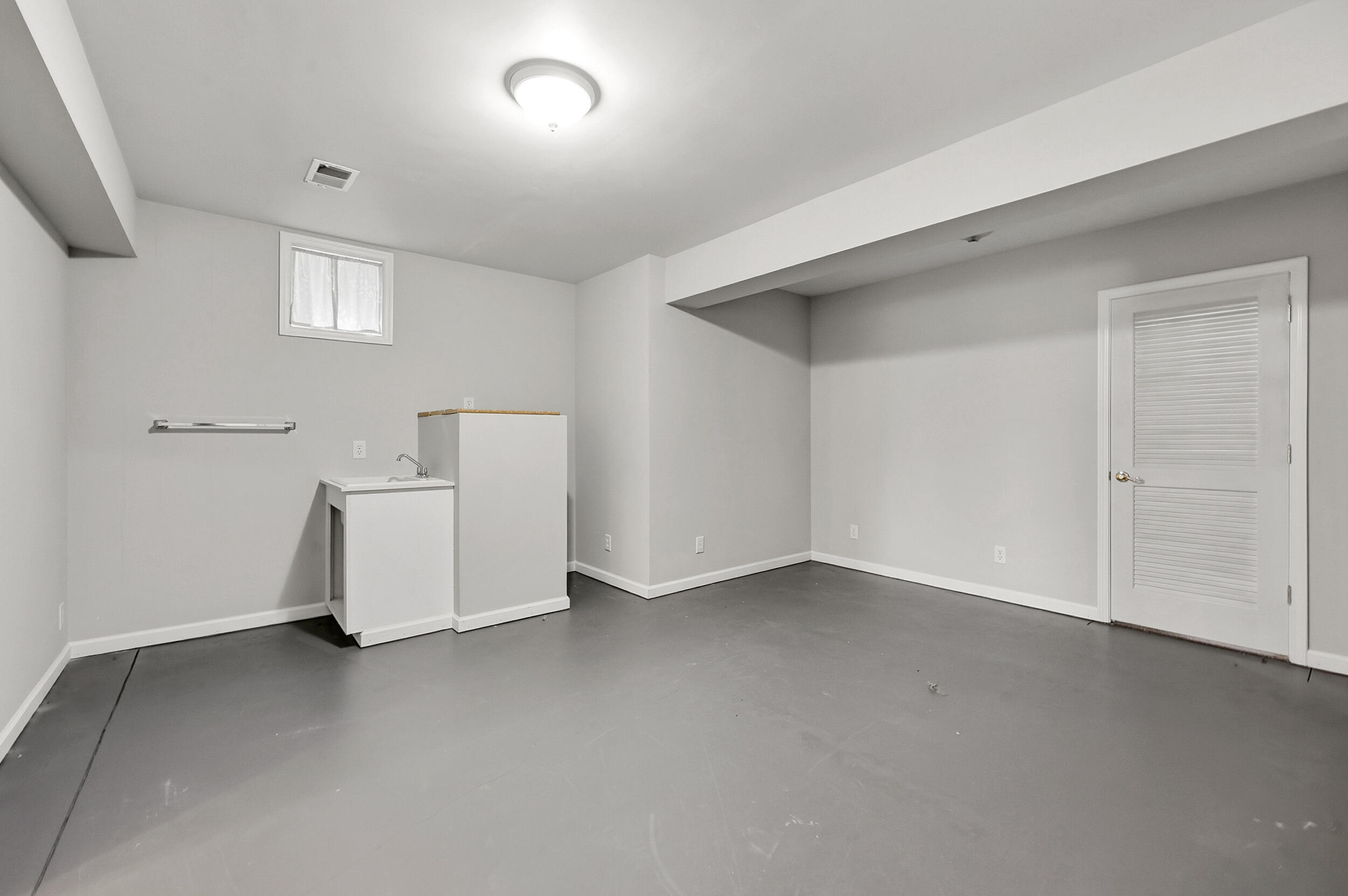 316 Hillbrook Drive Property Photo 40