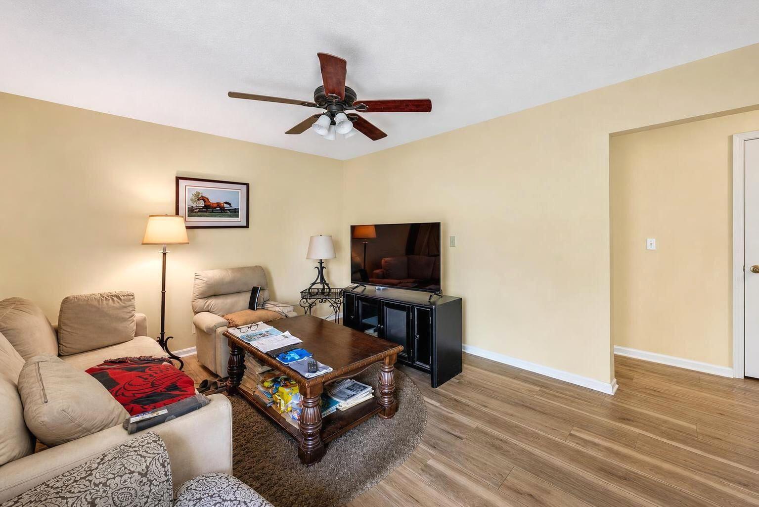 217 Brookfield Drive Property Photo 4