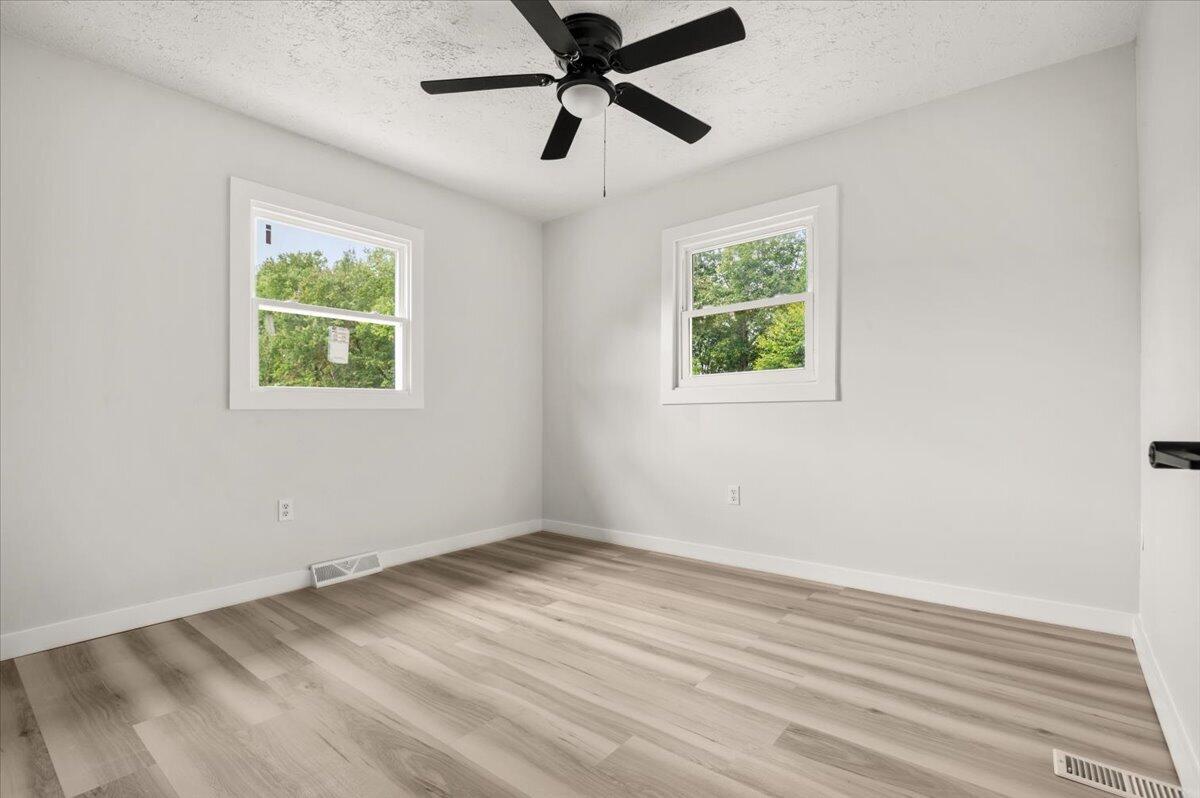 416 Oaklawn Circle Property Photo 14
