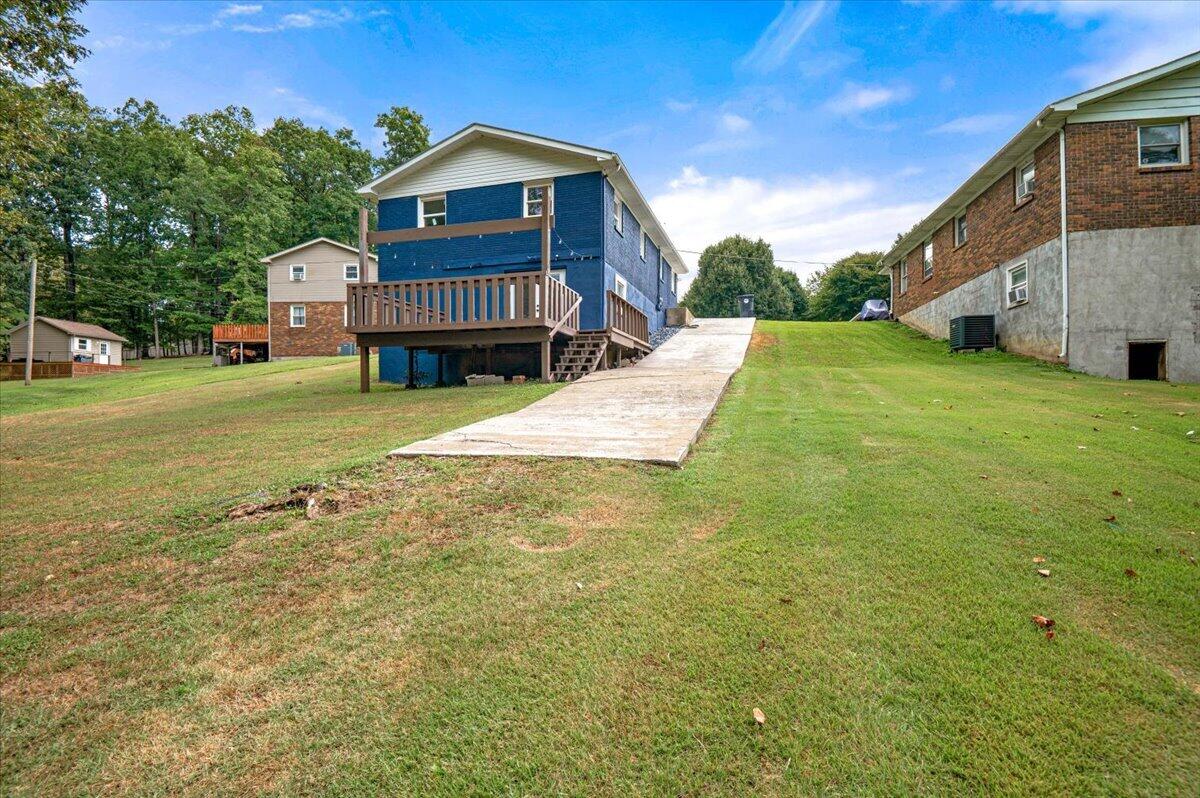 416 Oaklawn Circle Property Photo 29