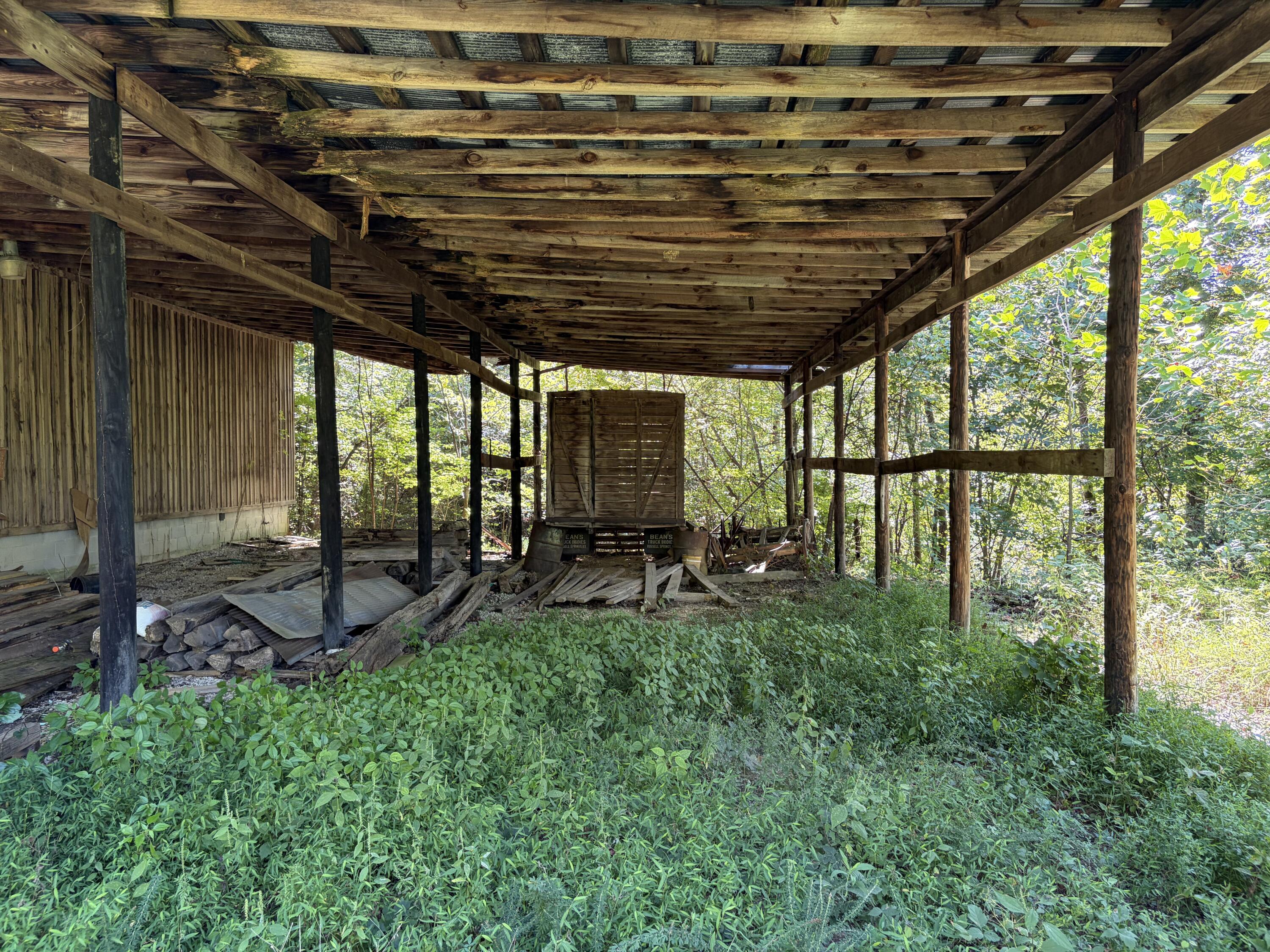 9999 Mountain View Road Property Photo 10