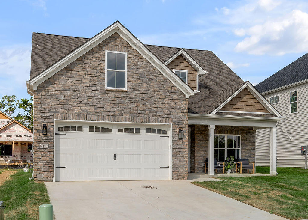 4137 Meadowlark Road Property Photo 2