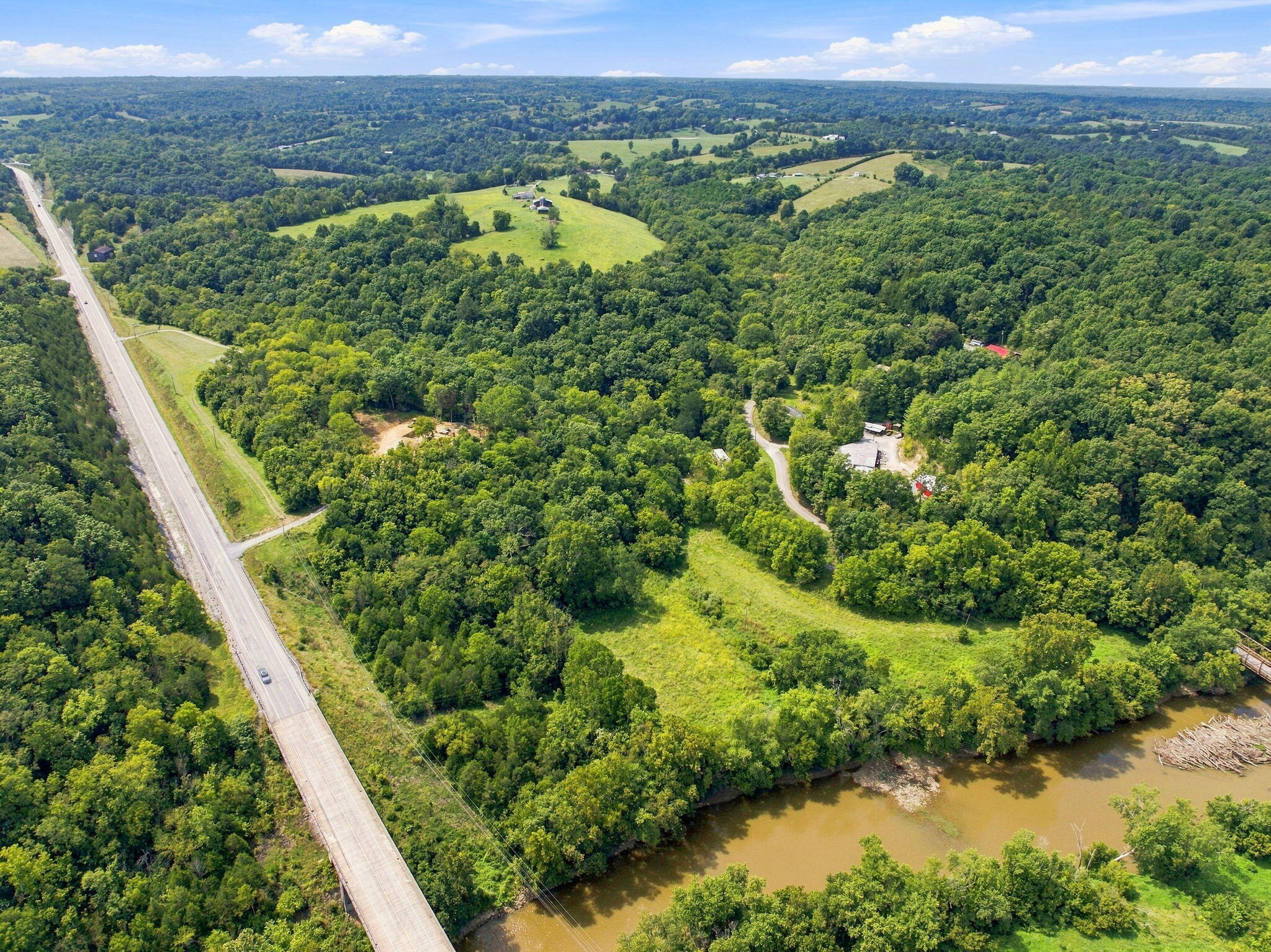 700 Old Maysville Road Property Photo 17