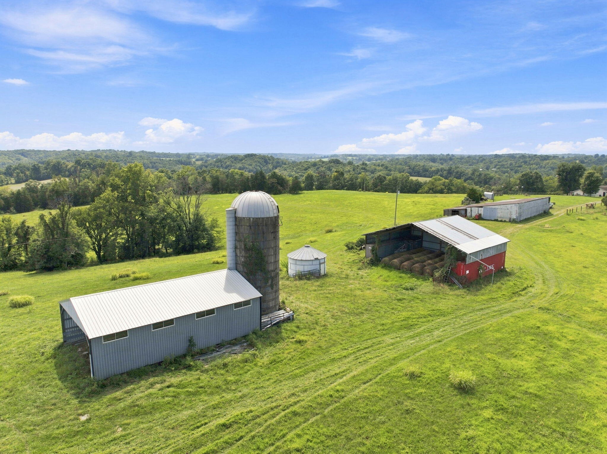 700 Old Maysville Road Property Photo 18