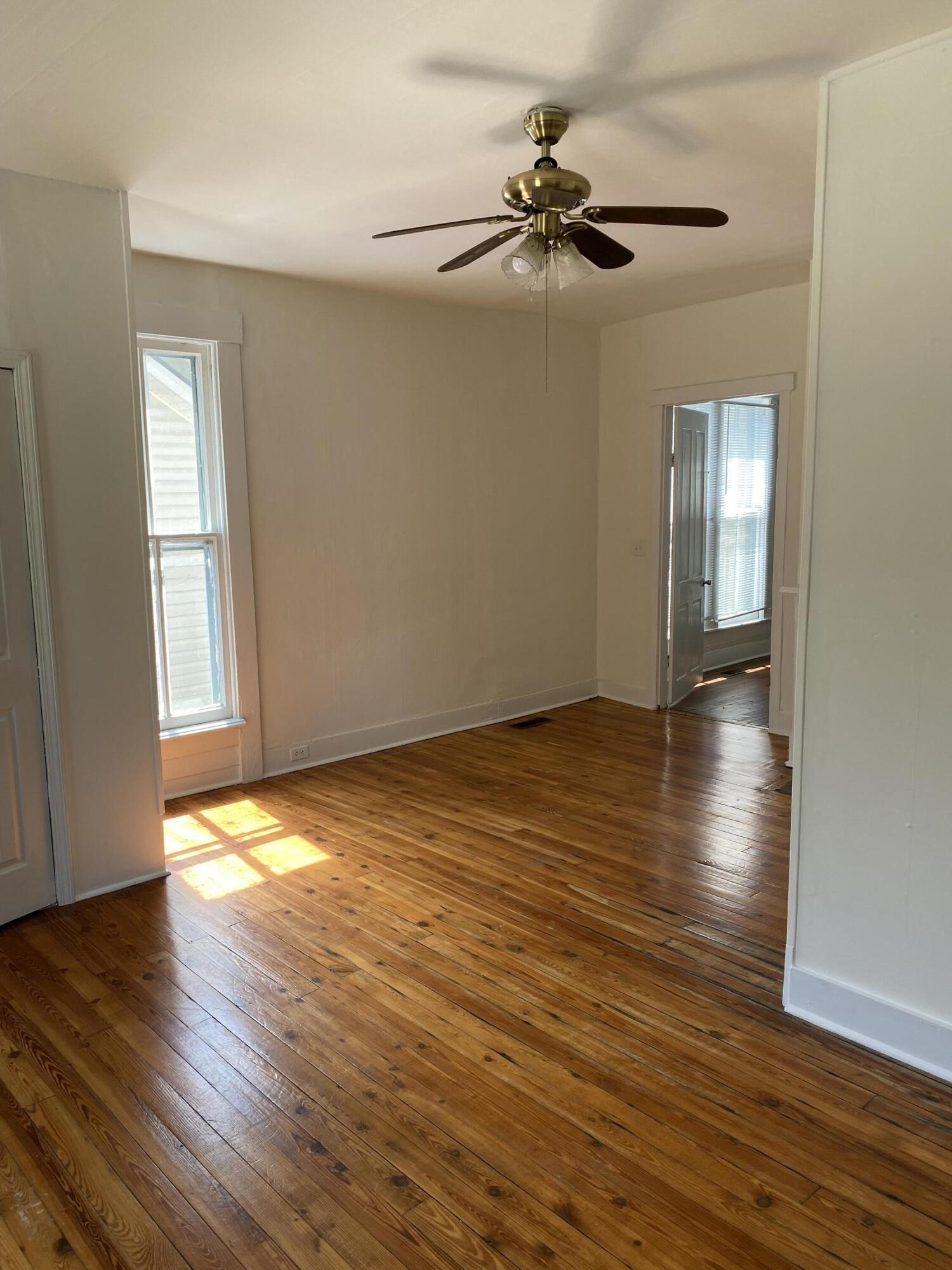 310 Steele Street Property Photo 6