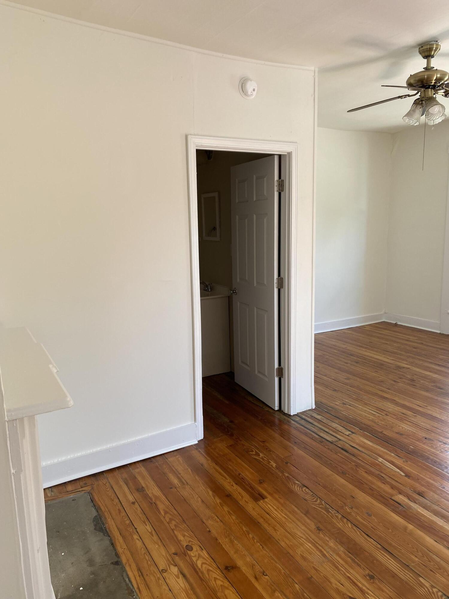 310 Steele Street Property Photo 7