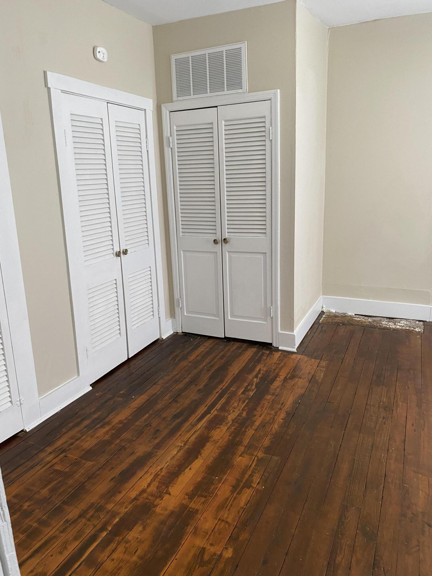 310 Steele Street Property Photo 15
