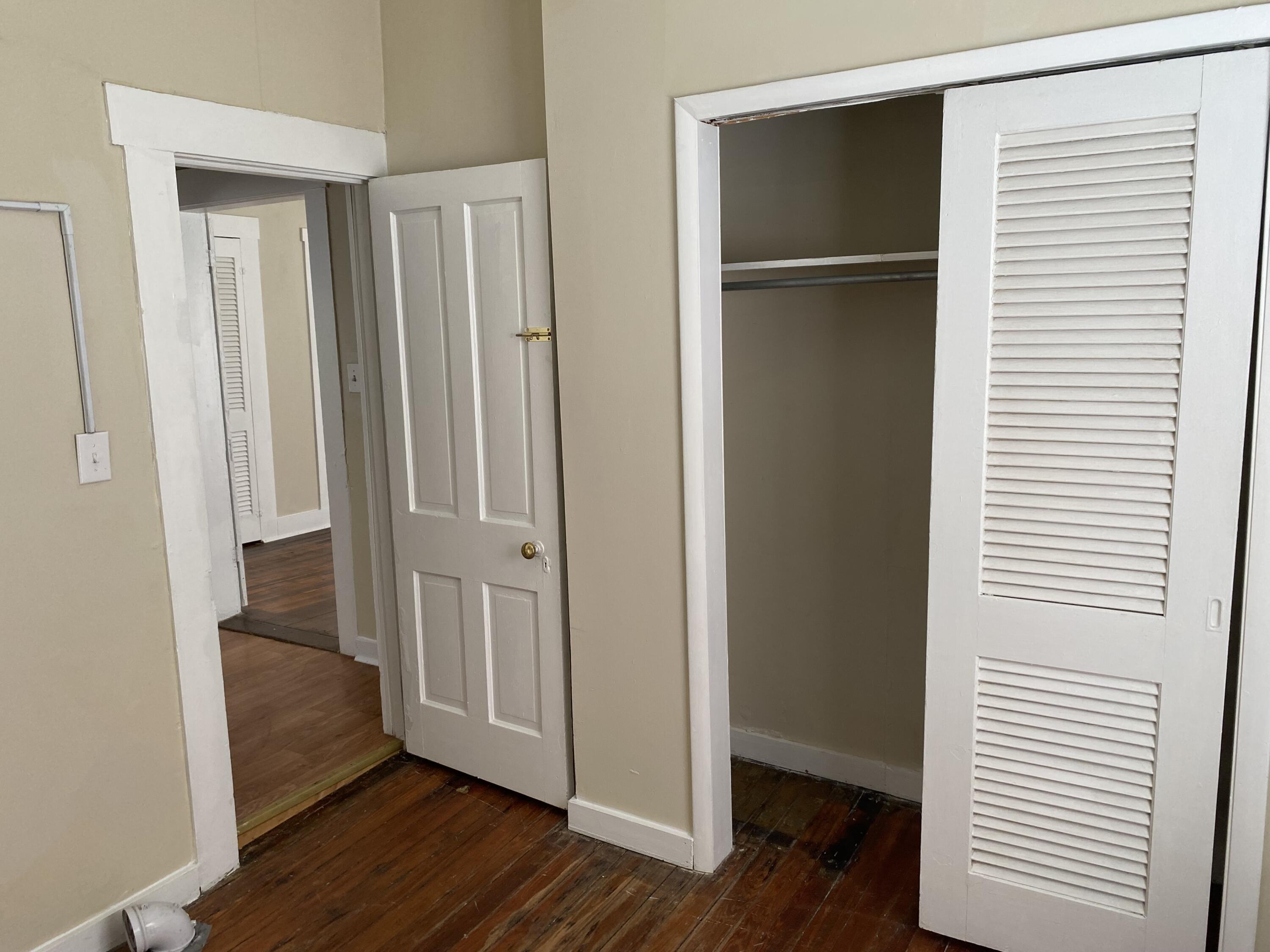 310 Steele Street Property Photo 19