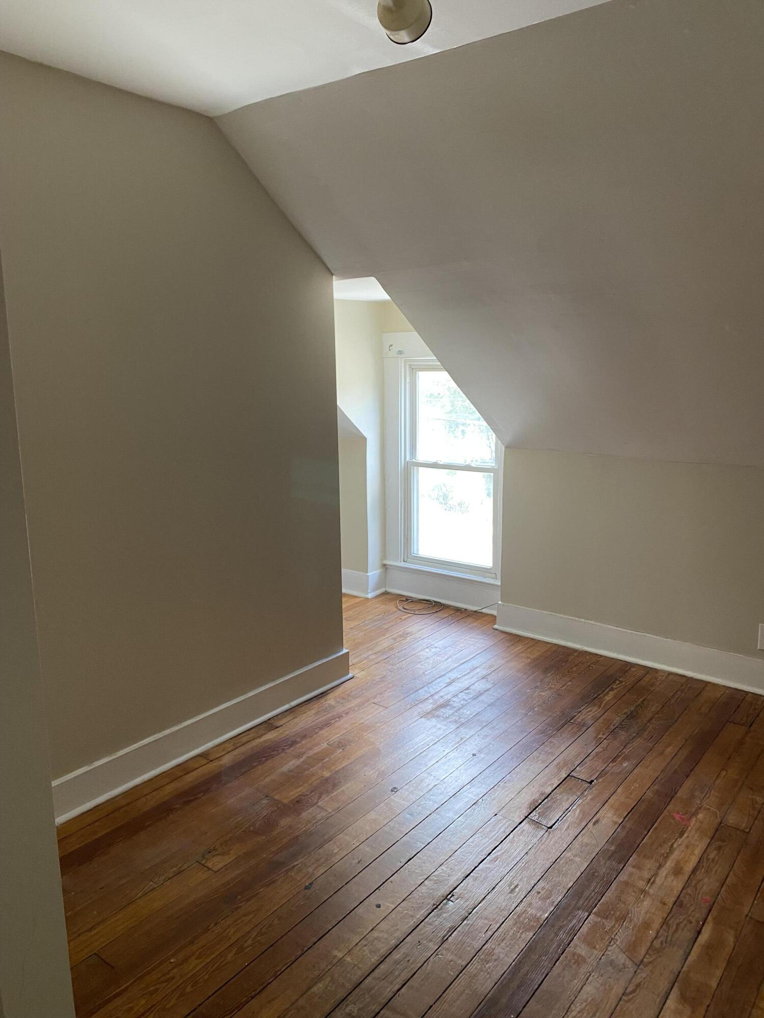 310 Steele Street Property Photo 44