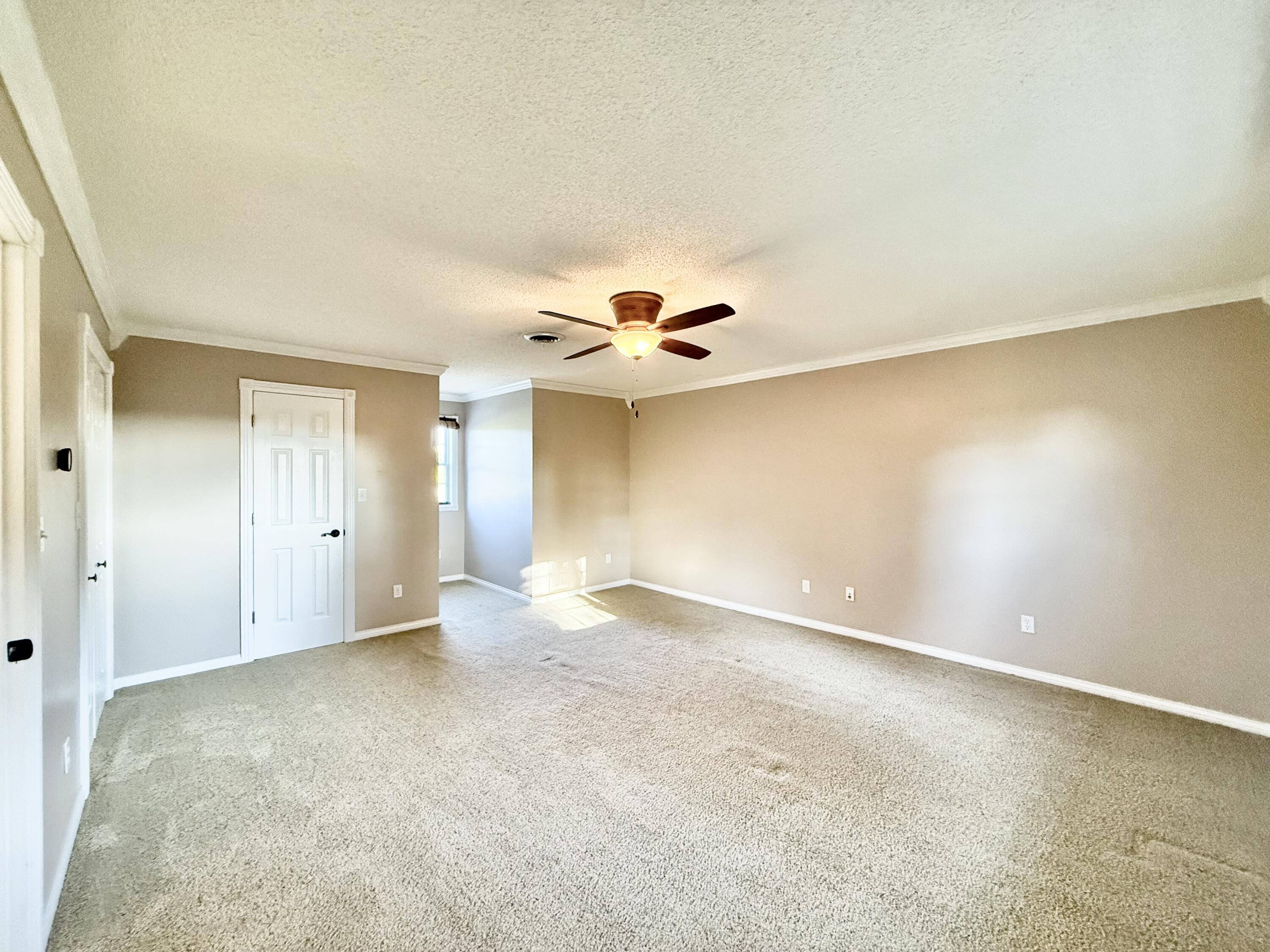109 Oakview Drive Property Photo 27