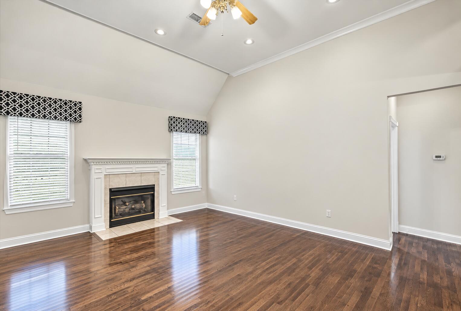 306 Savanna Drive Property Photo 9