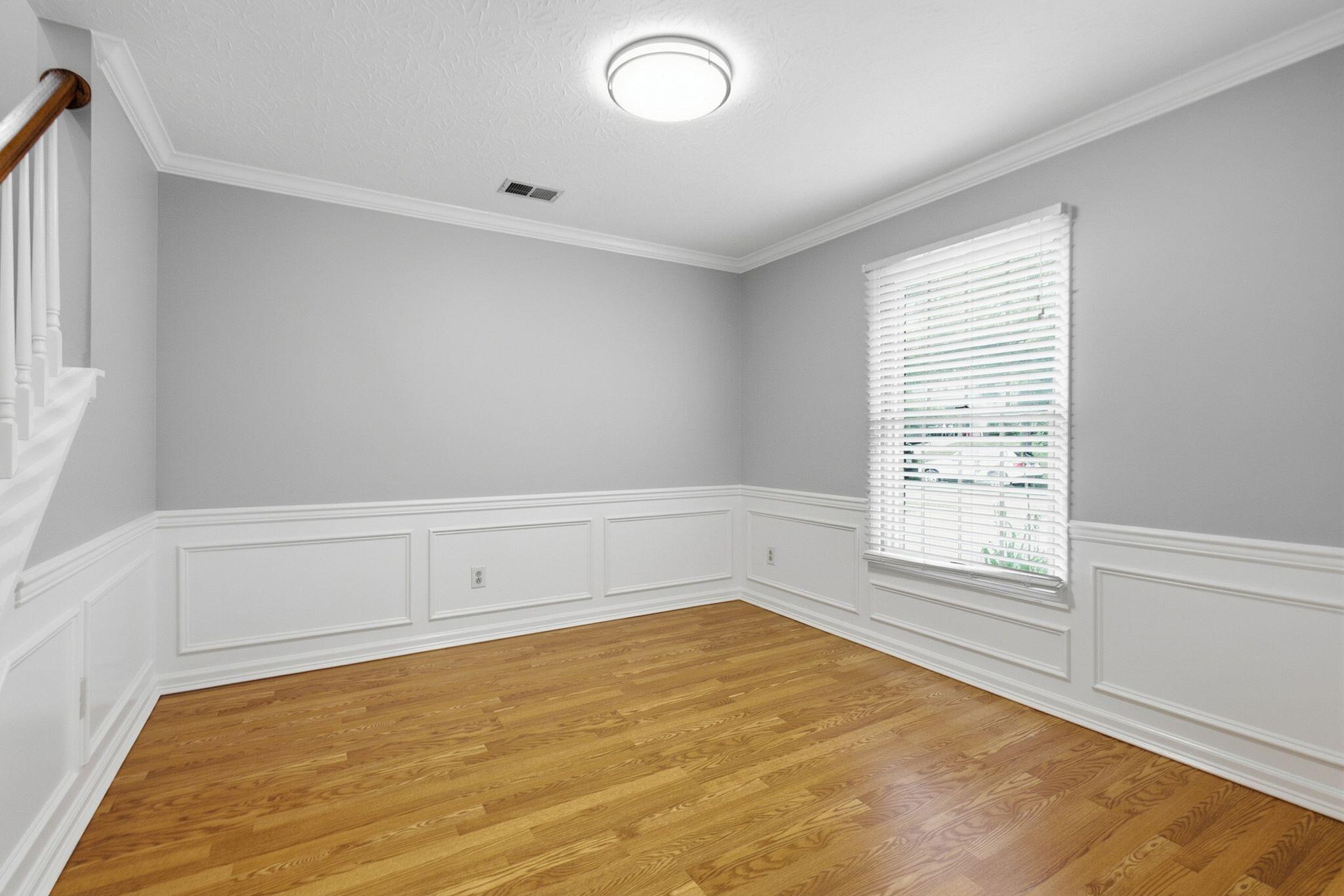 464 Amberley Drive Property Photo 19