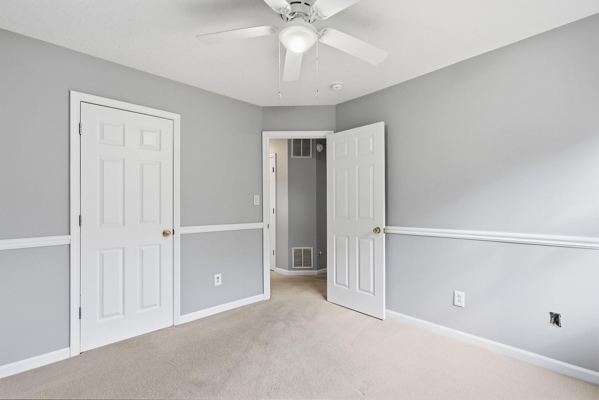 464 Amberley Drive Property Photo 27