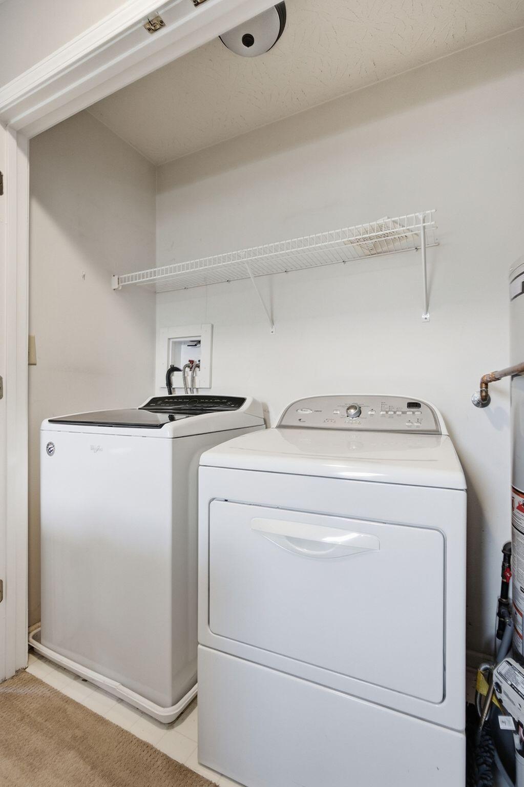 464 Amberley Drive Property Photo 35