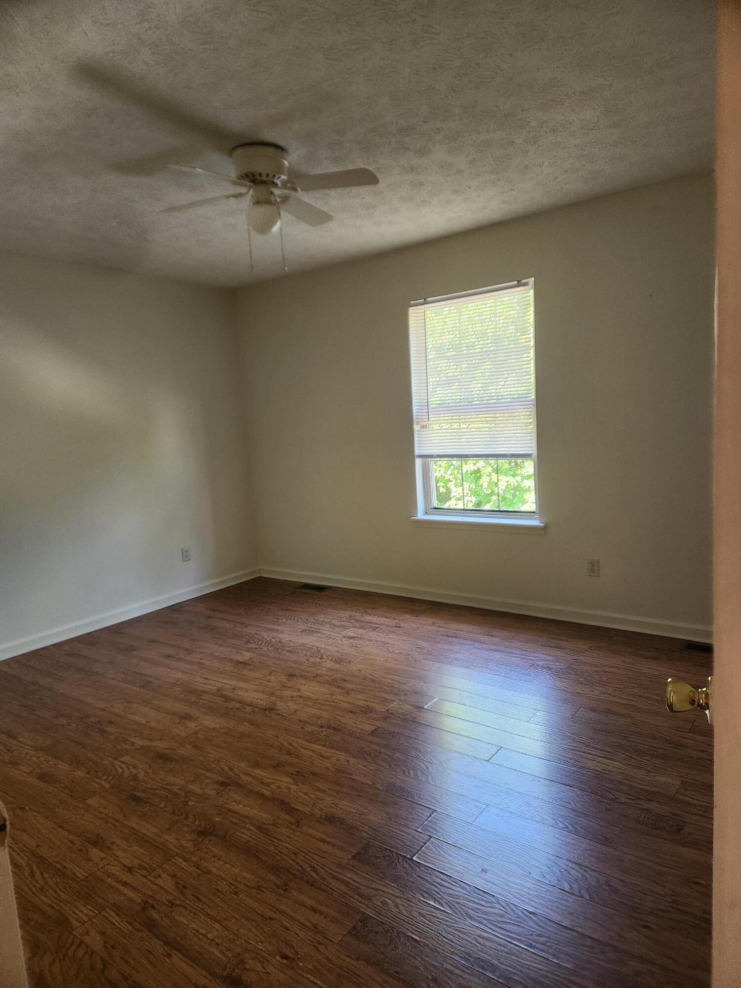 105 Woods Trail 2 Property Photo 7