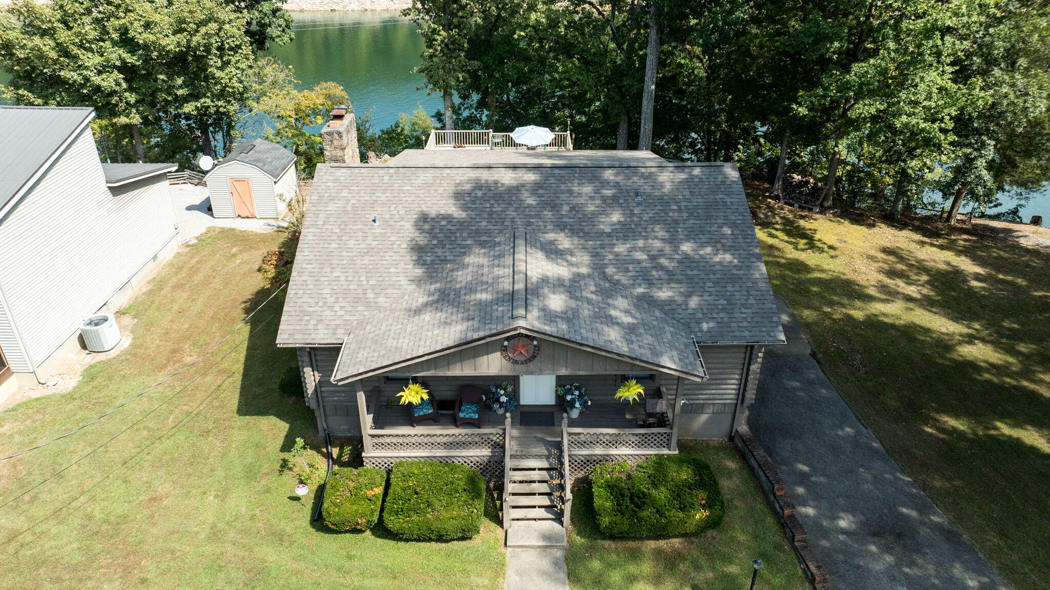 404 Hardwick Road Property Photo 1
