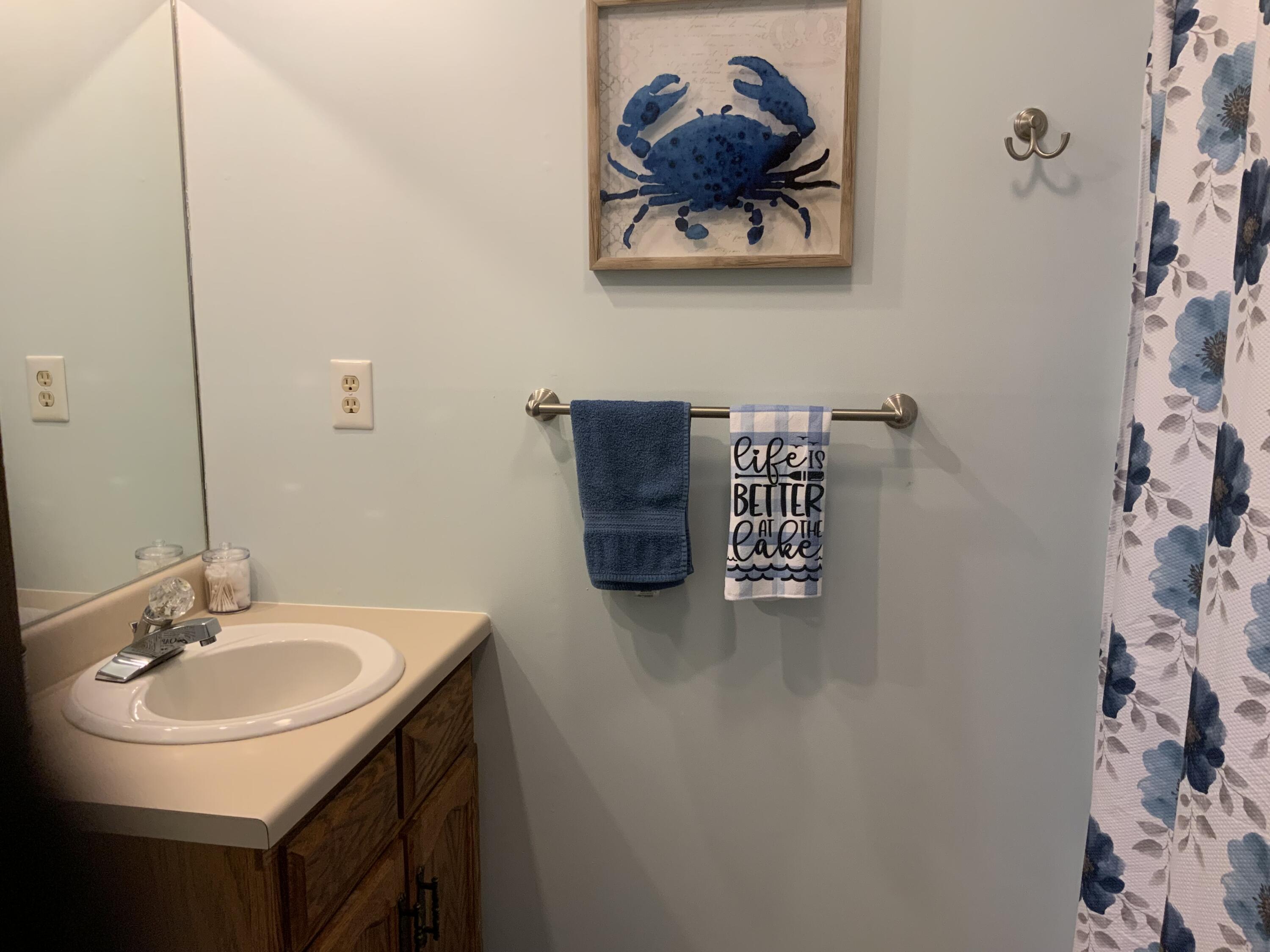 404 Hardwick Road Property Photo 12