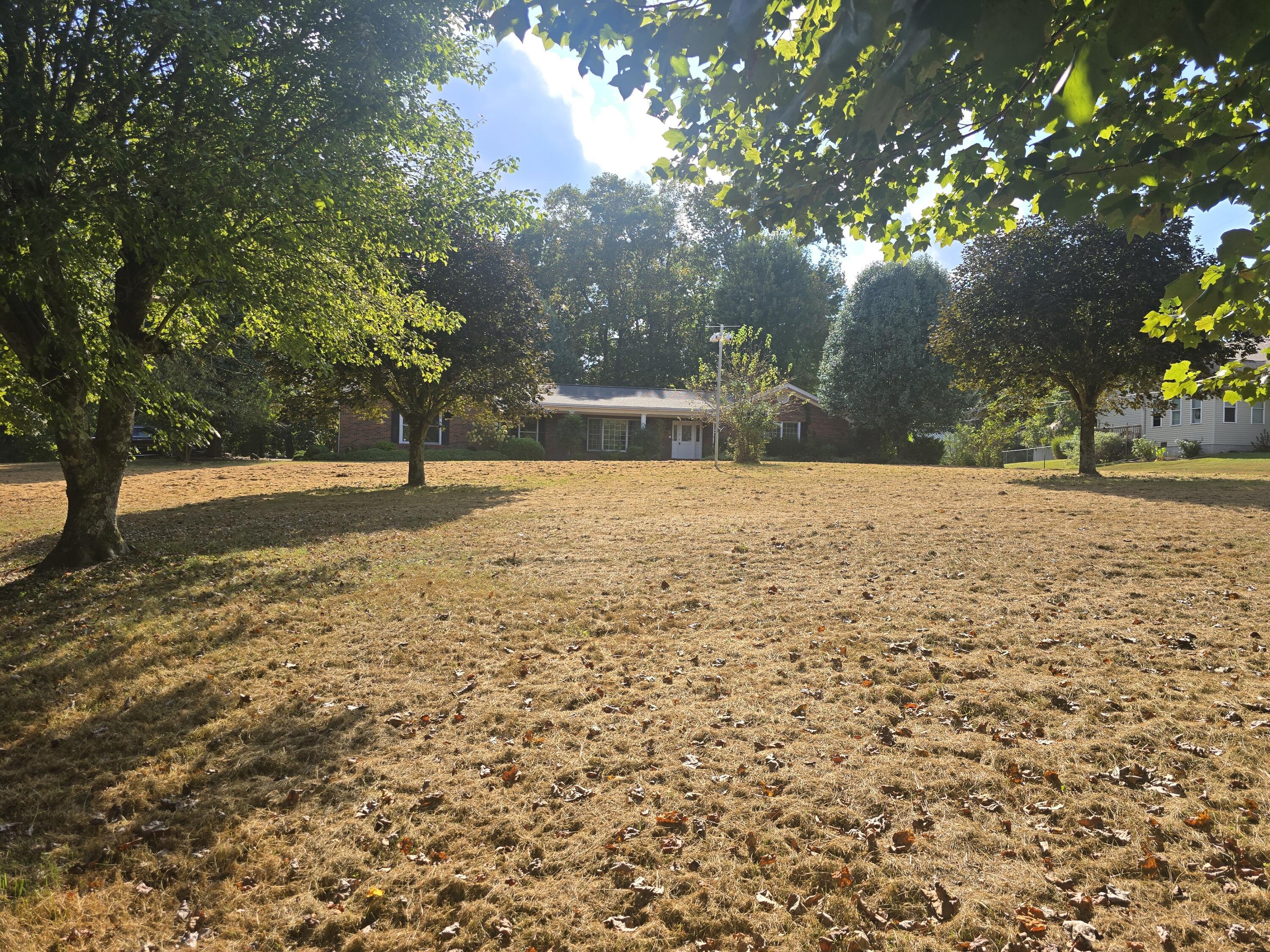 907 Court Road Property Photo 1