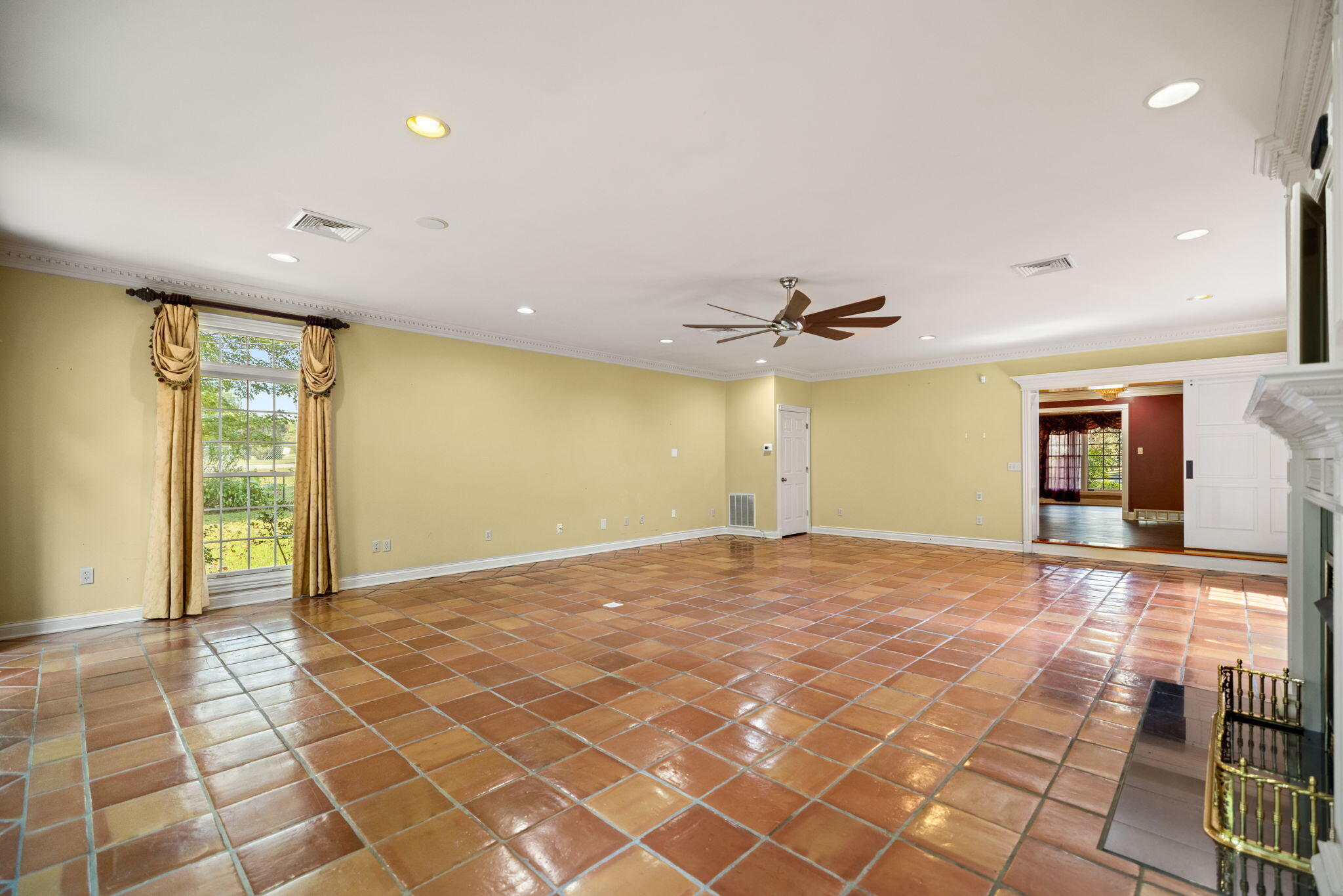 907 Court Road Property Photo 26