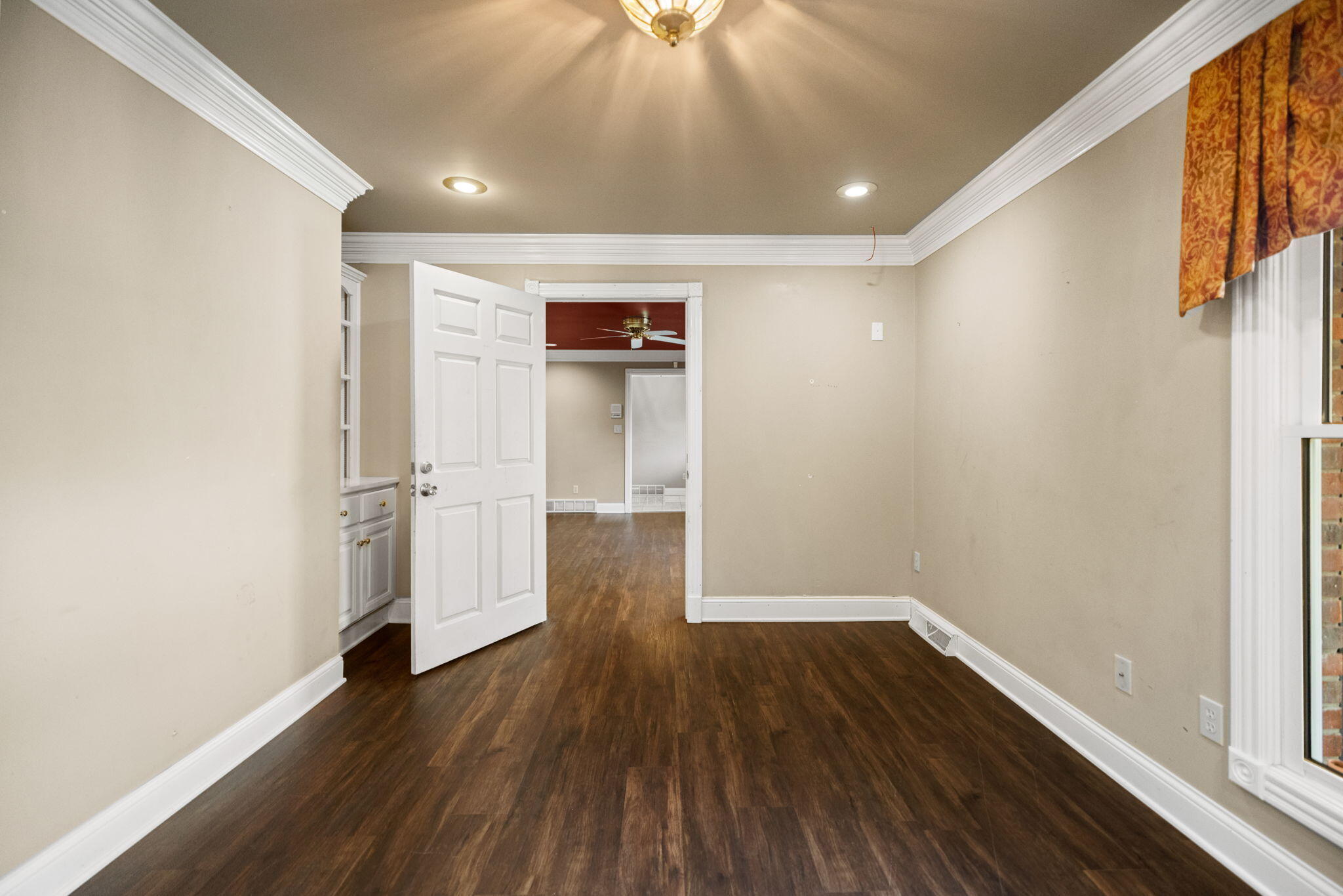 907 Court Road Property Photo 35