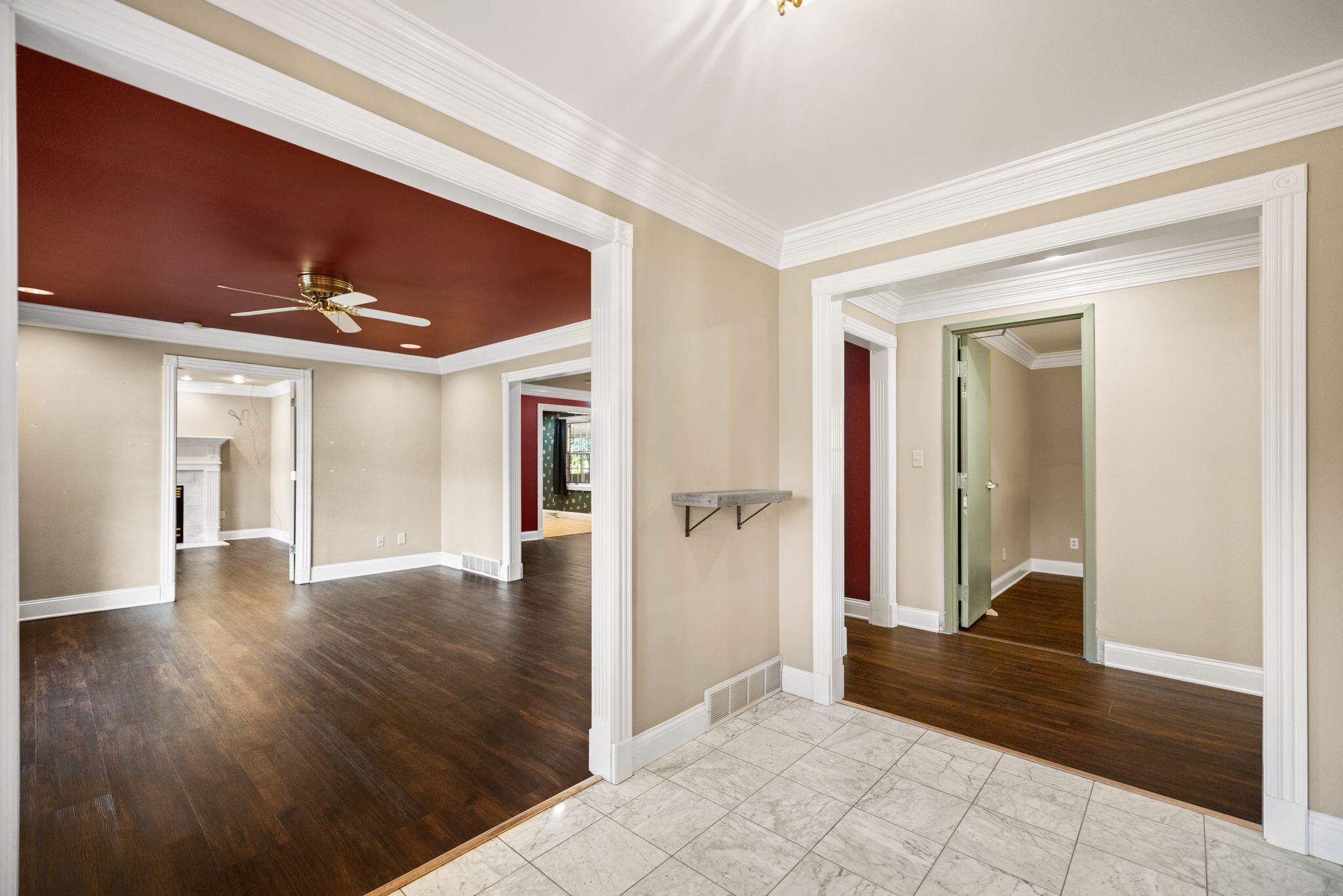 907 Court Road Property Photo 36