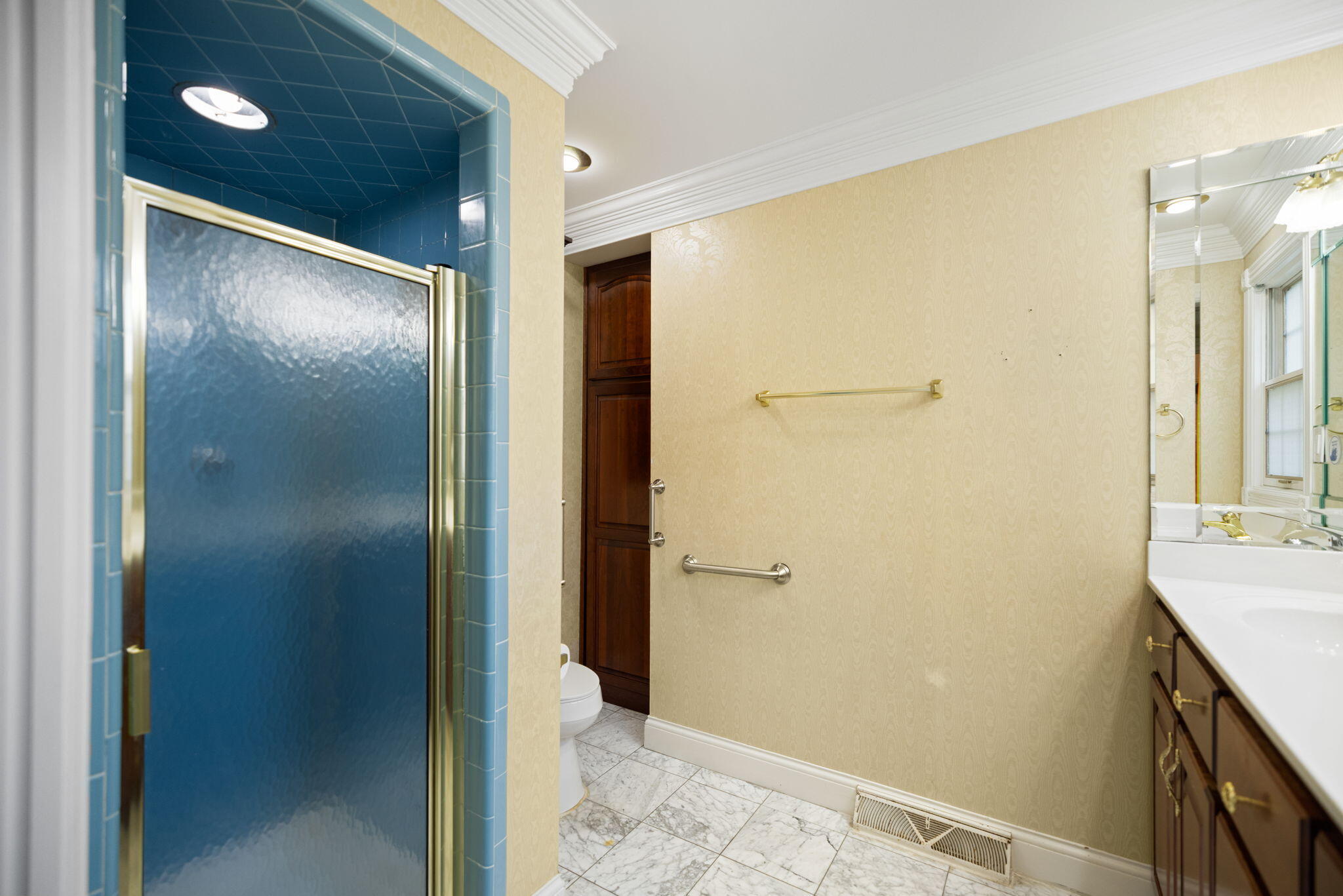 907 Court Road Property Photo 49