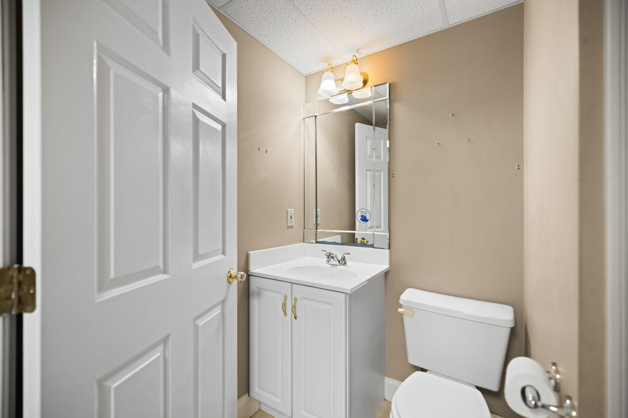 907 Court Road Property Photo 68