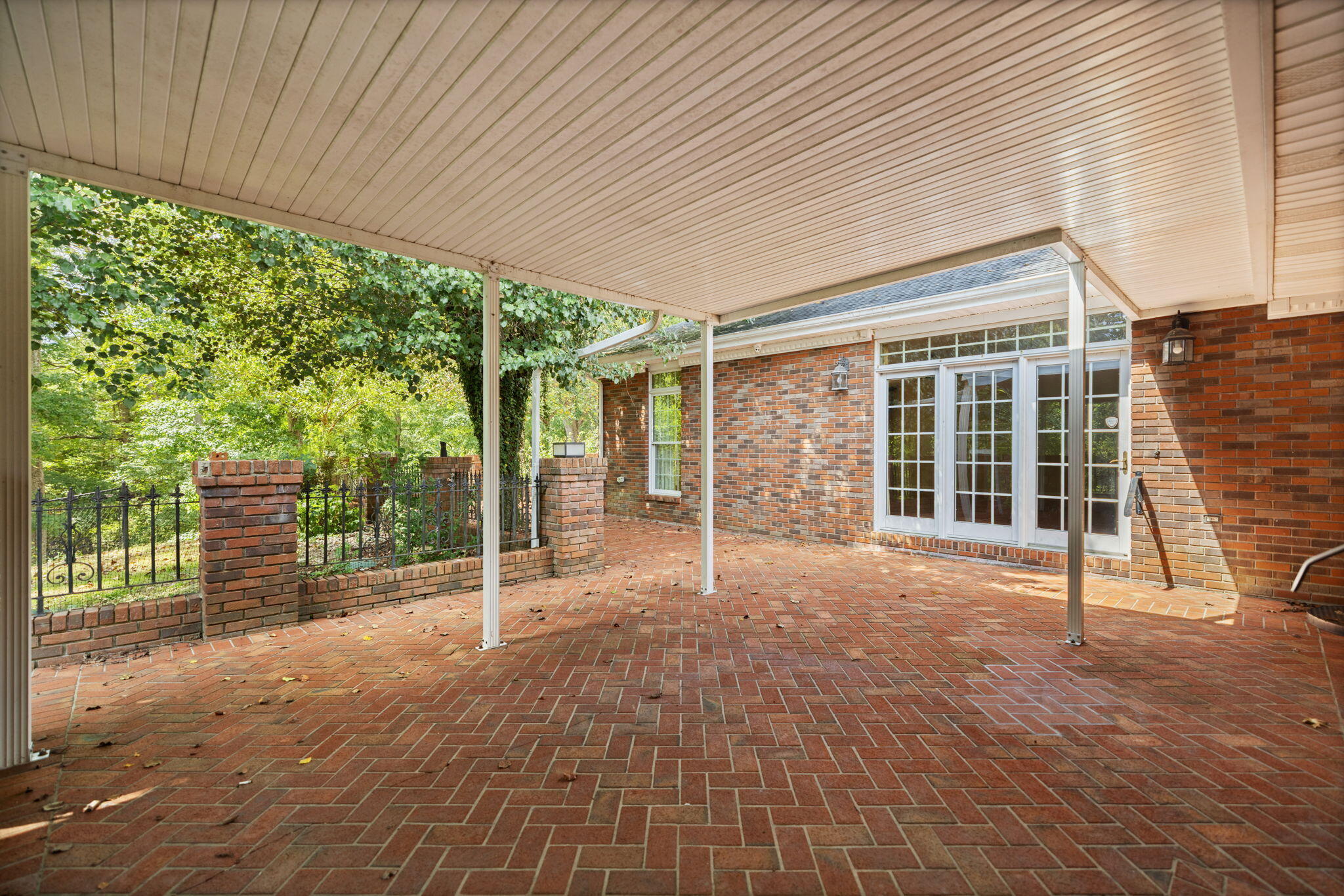 907 Court Road Property Photo 72