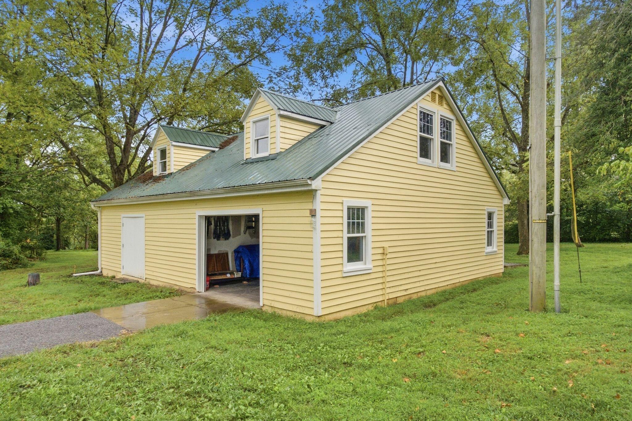 5190 Highway 2141 Property Photo 57