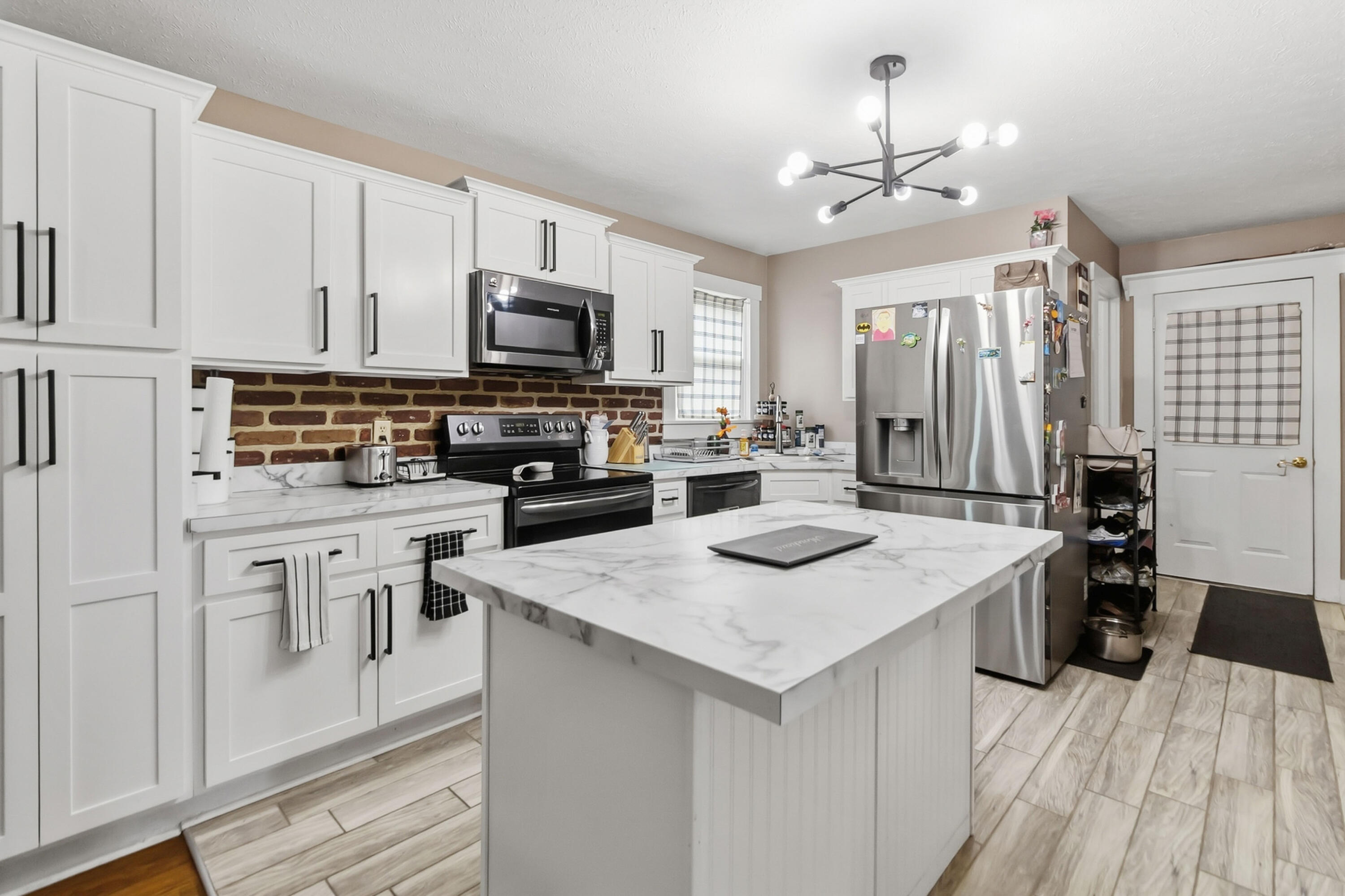 1127 Snow Road Property Photo 8