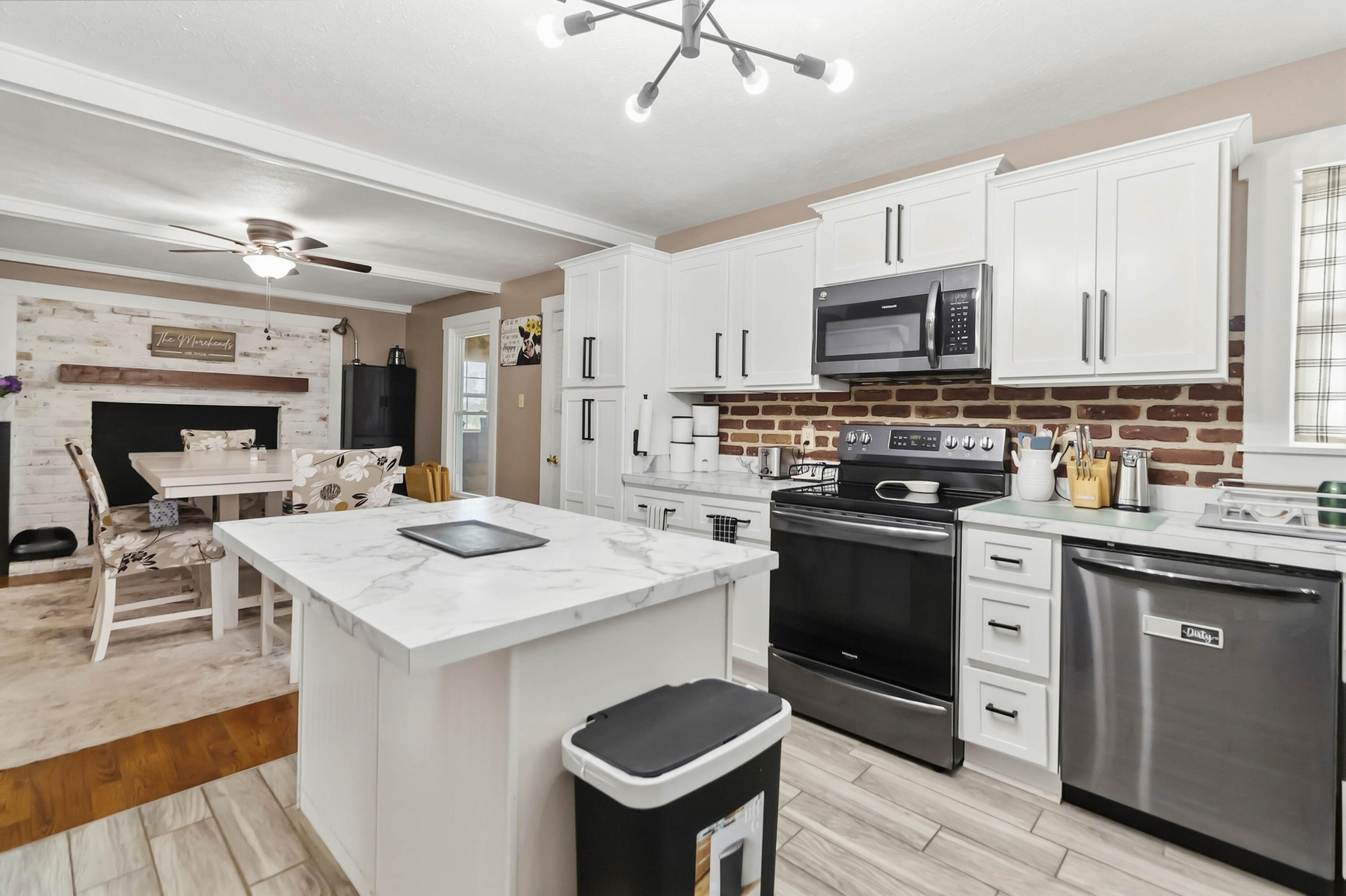 1127 Snow Road Property Photo 9