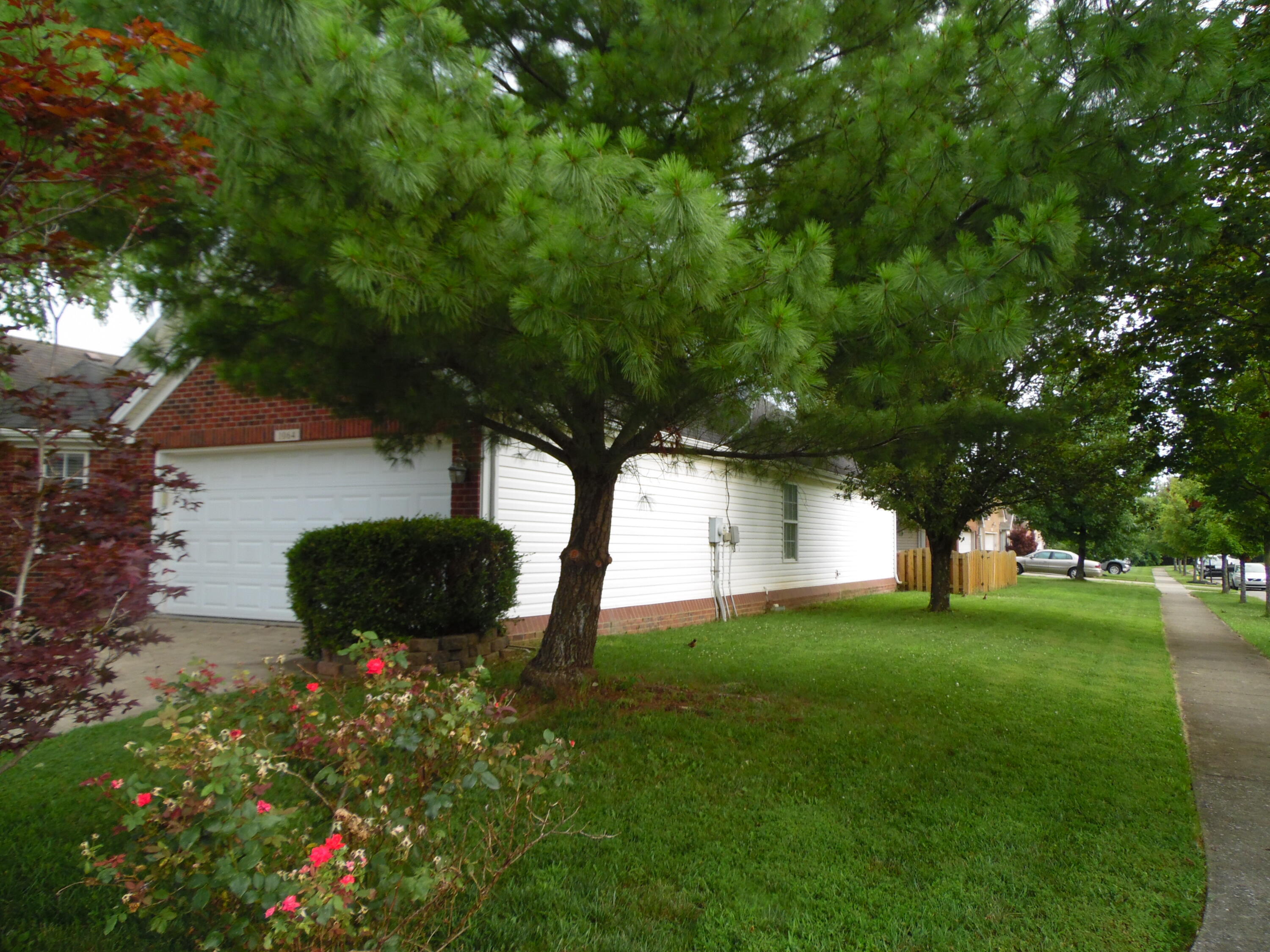 1064 Brick House Lane Property Photo 3