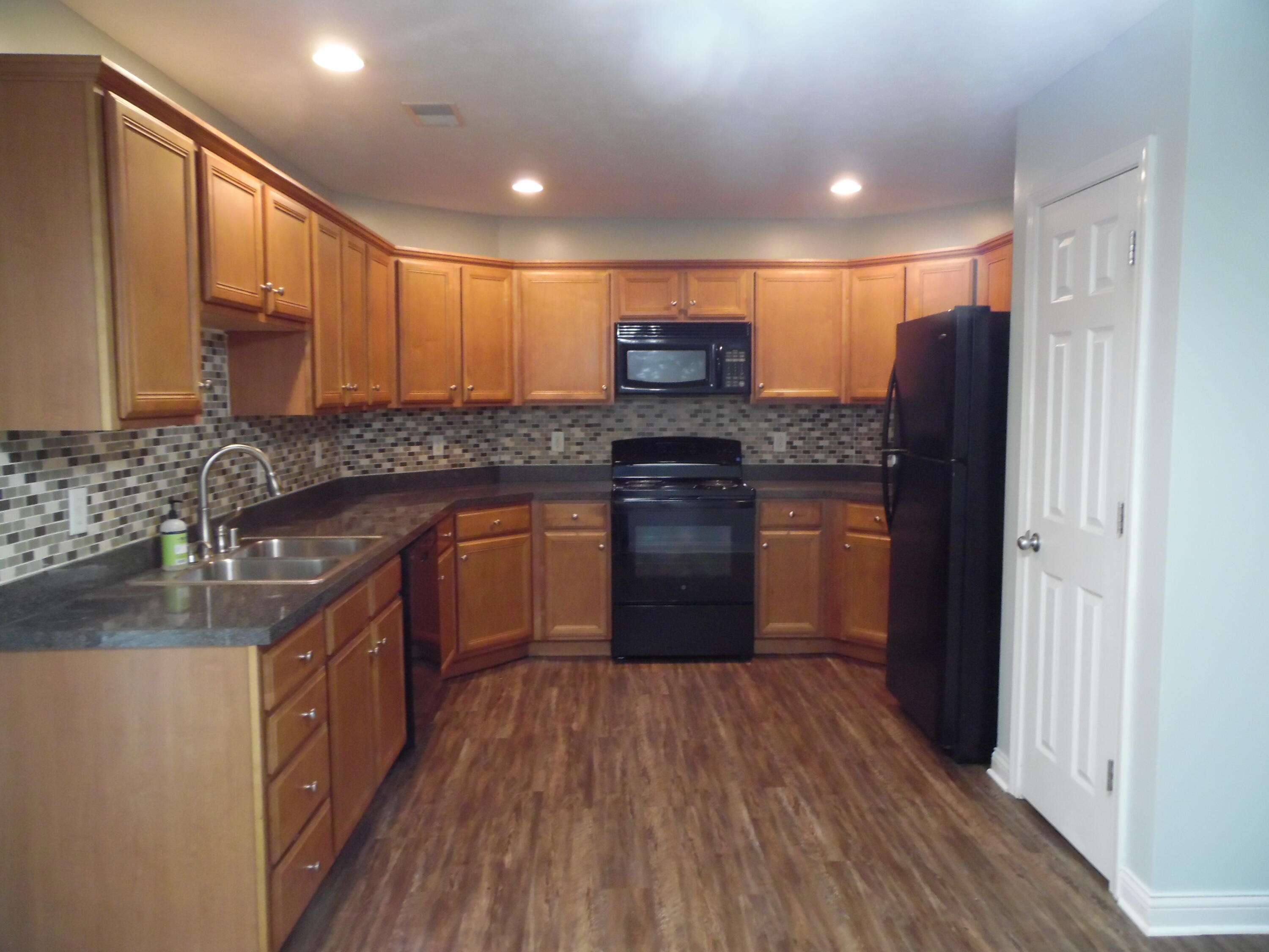 1064 Brick House Lane Property Photo 7