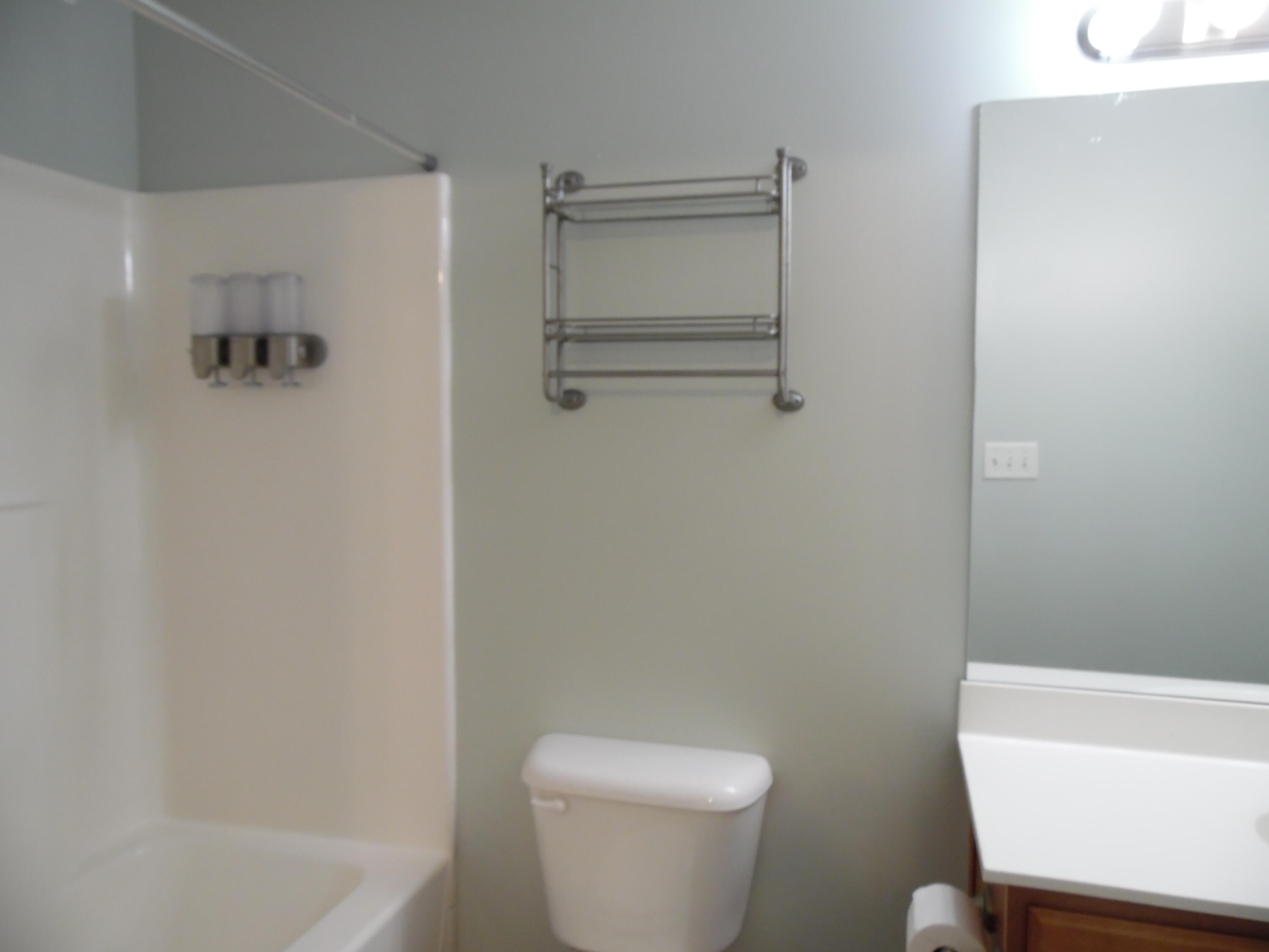 1064 Brick House Lane Property Photo 9