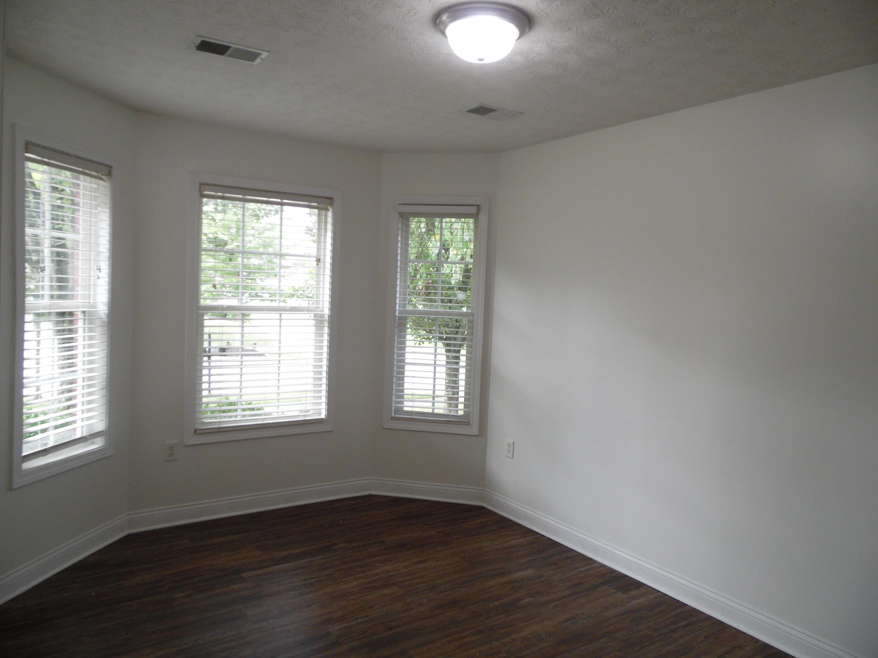 1064 Brick House Lane Property Photo 12