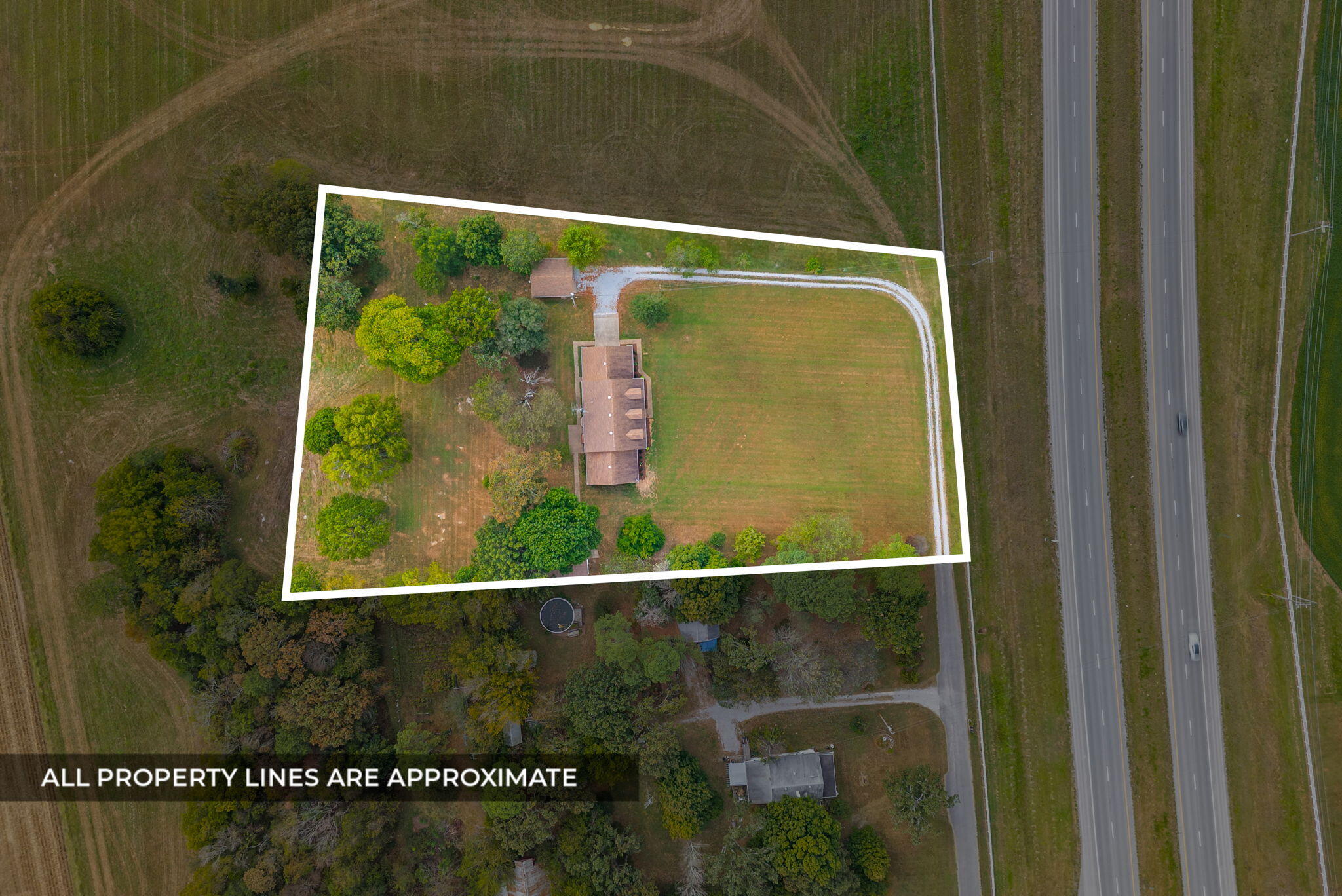 4655 Cadiz Road Property Photo 3