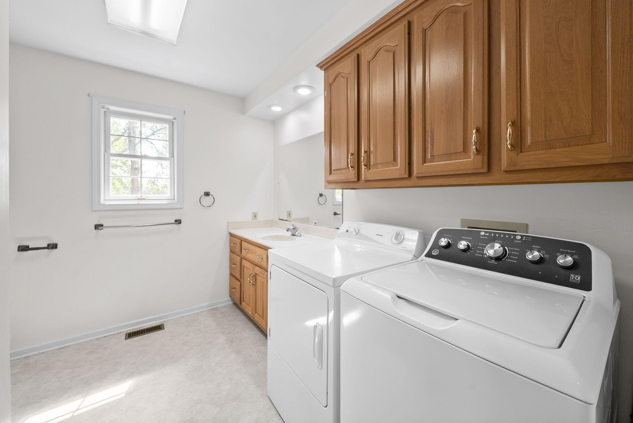 4655 Cadiz Road Property Photo 12