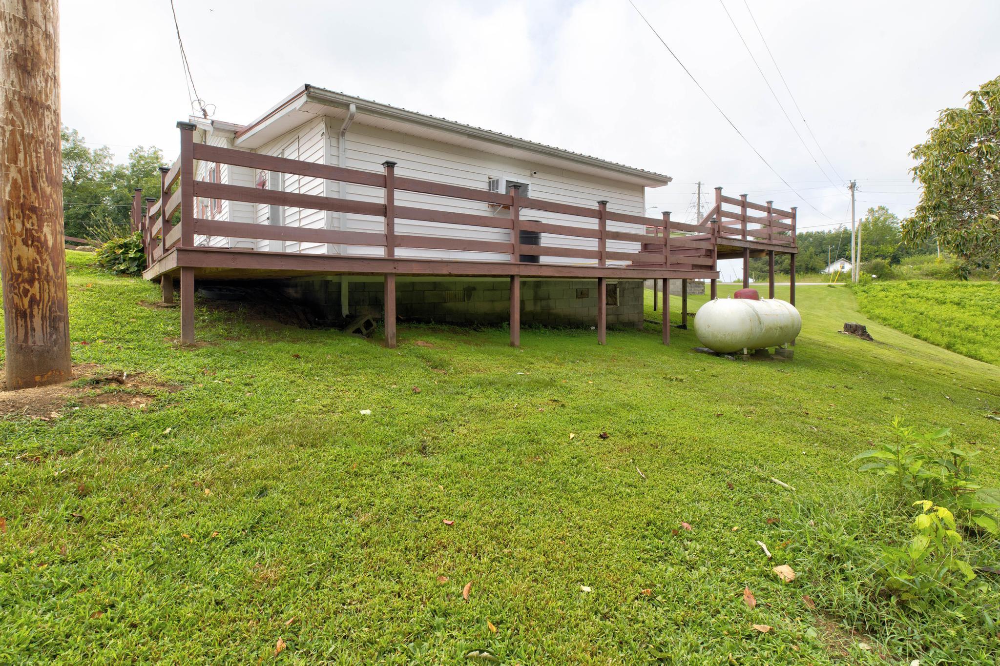 4590 County Road 1002 Property Photo 32