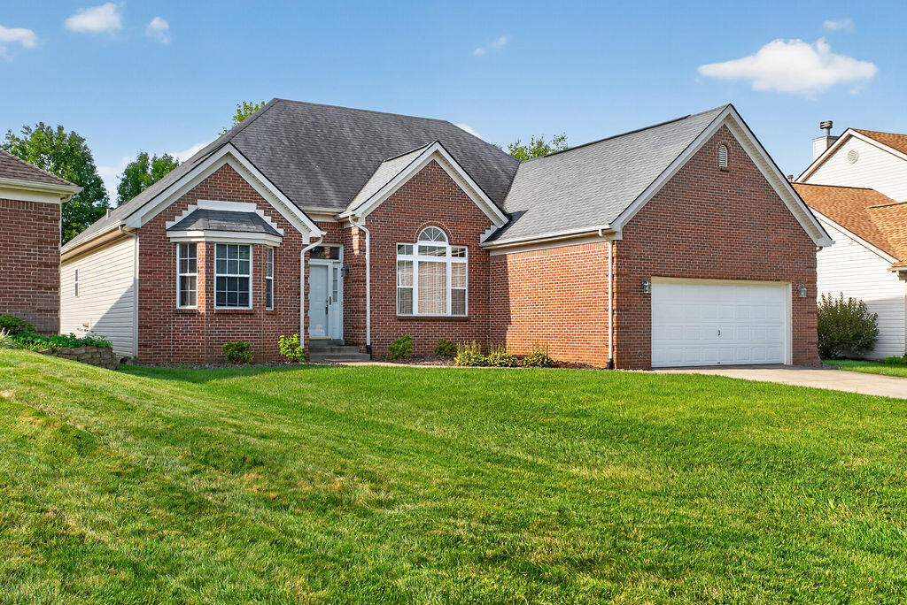 661 Mannington Place Property Photo 3