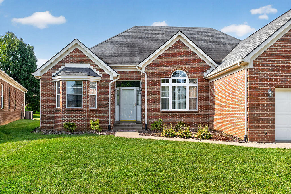 661 Mannington Place Property Photo 4