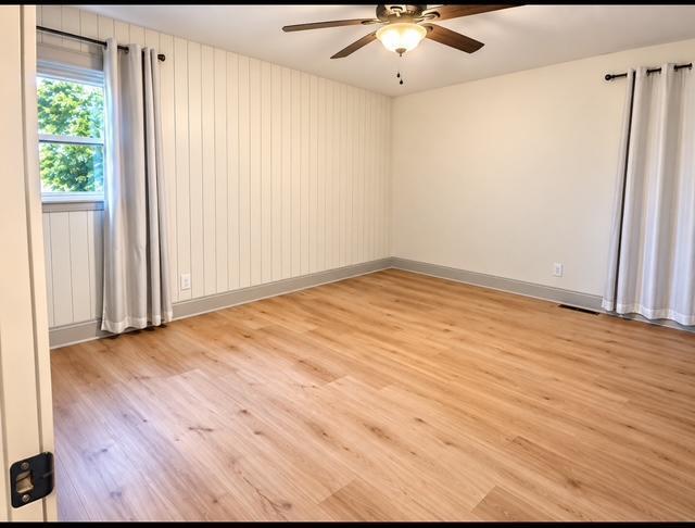 415 Falls Street Property Photo 27