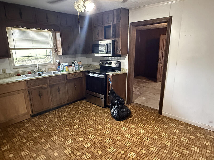 622 Keeney Road Property Photo 12