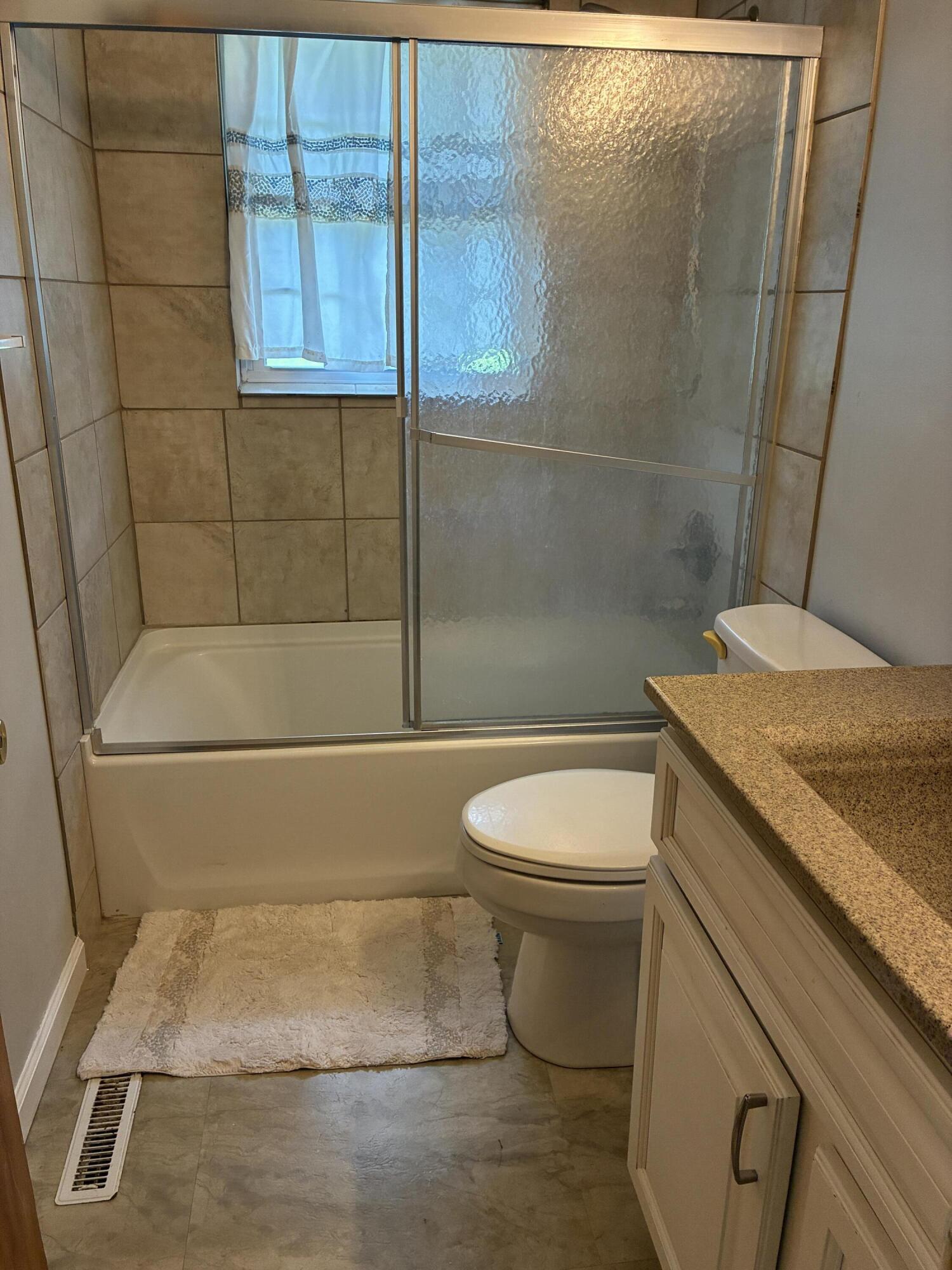 120 Maple Drive Property Photo 10
