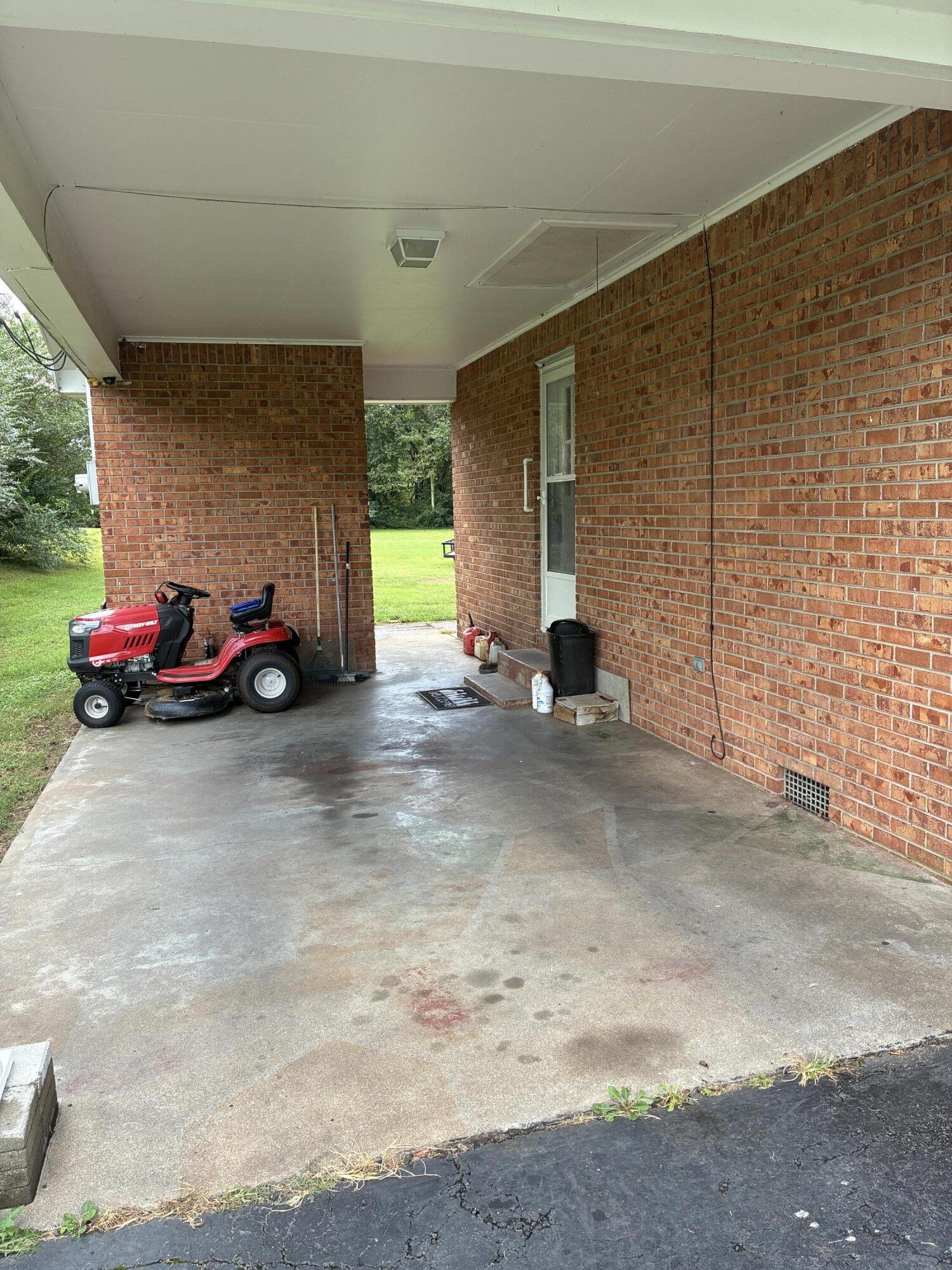 120 Maple Drive Property Photo 17