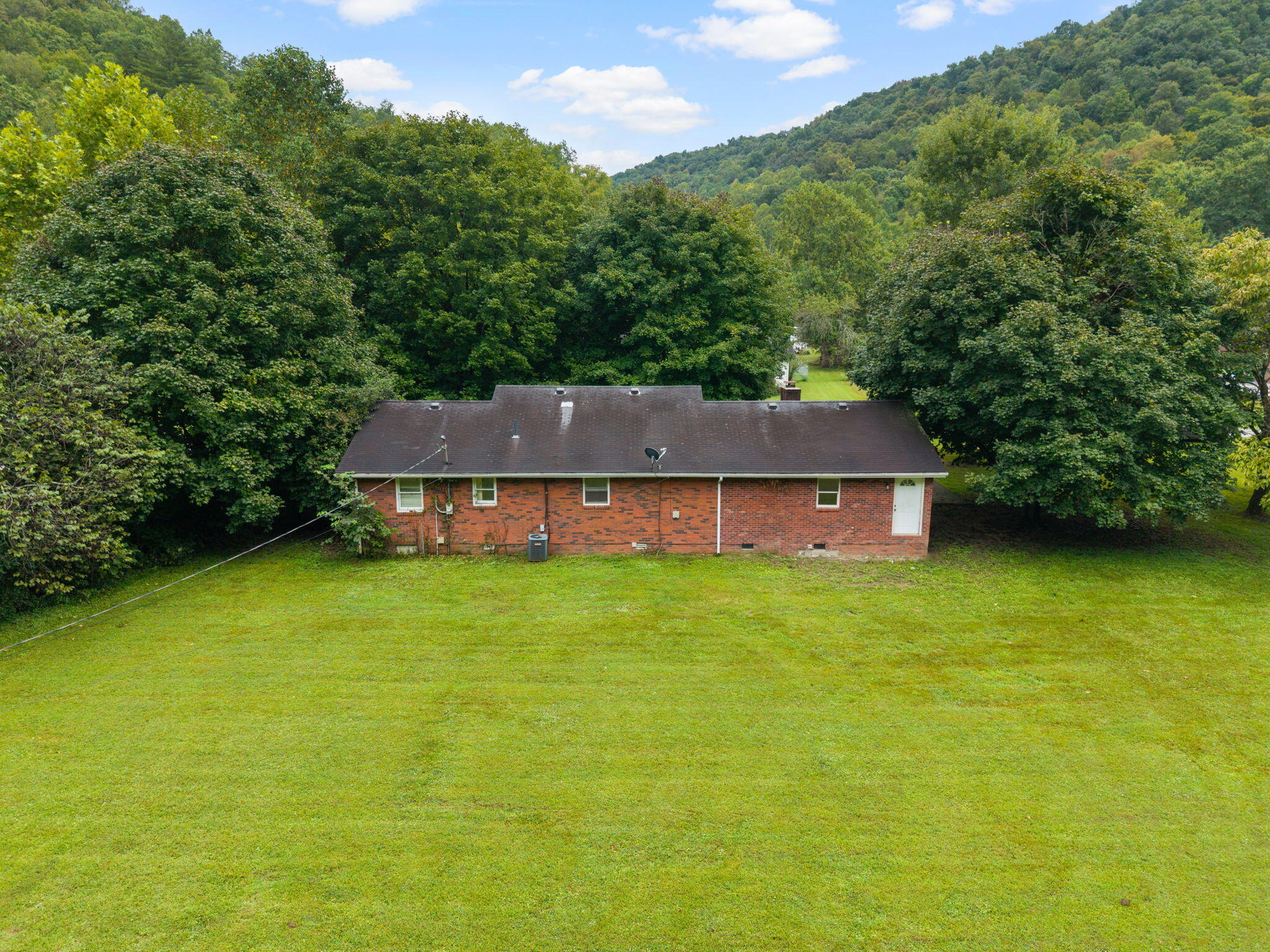 333 Sycamore Road Property Photo 44