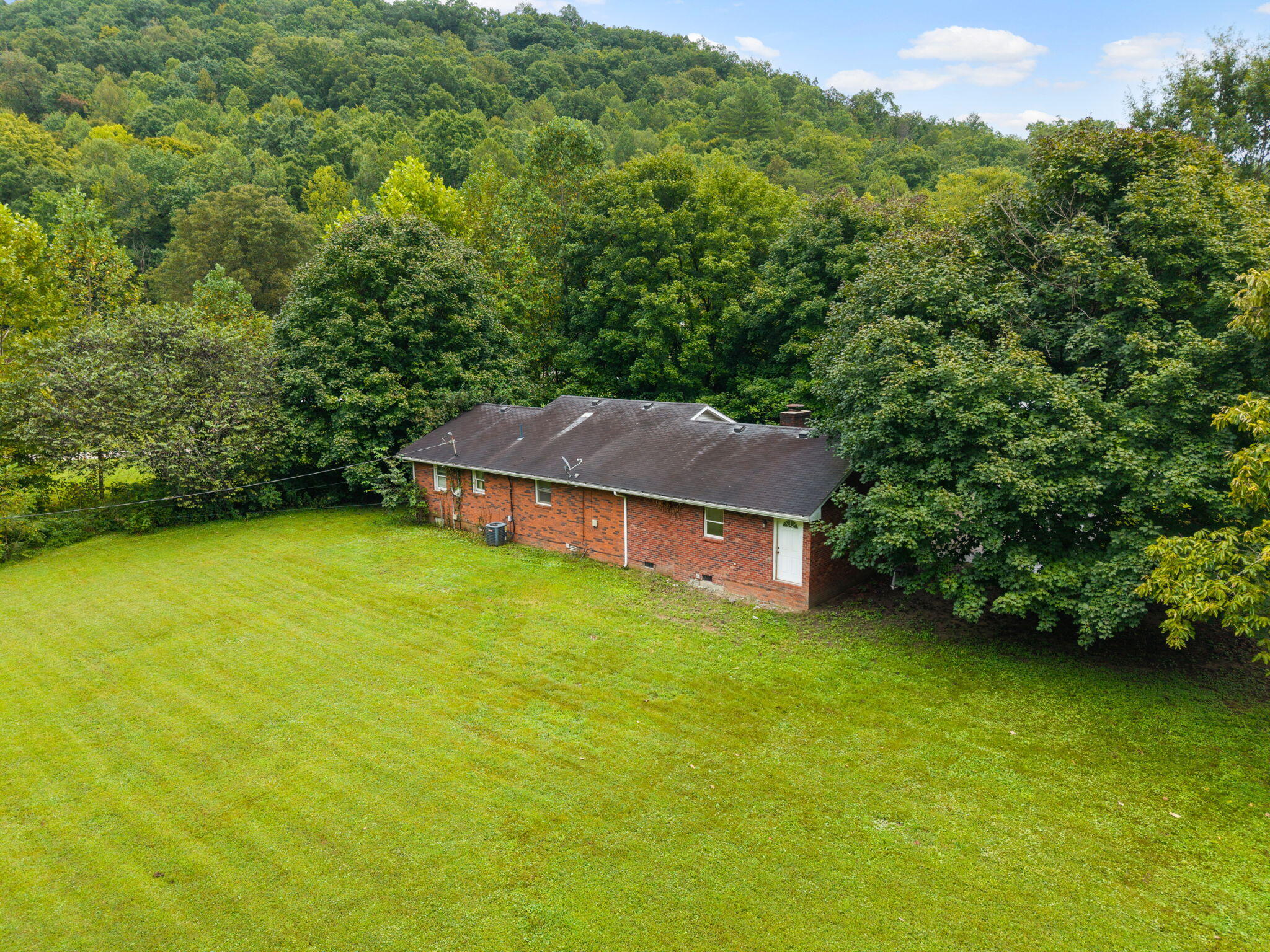 333 Sycamore Road Property Photo 46