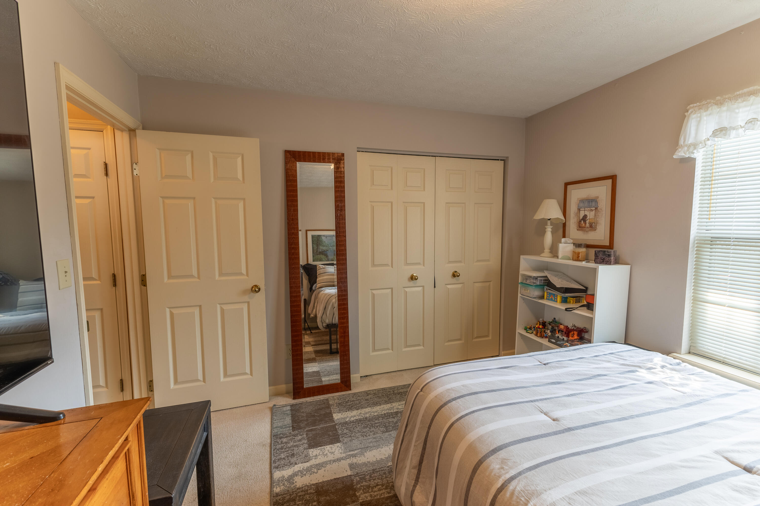 1841 Haverwood Park Property Photo 16